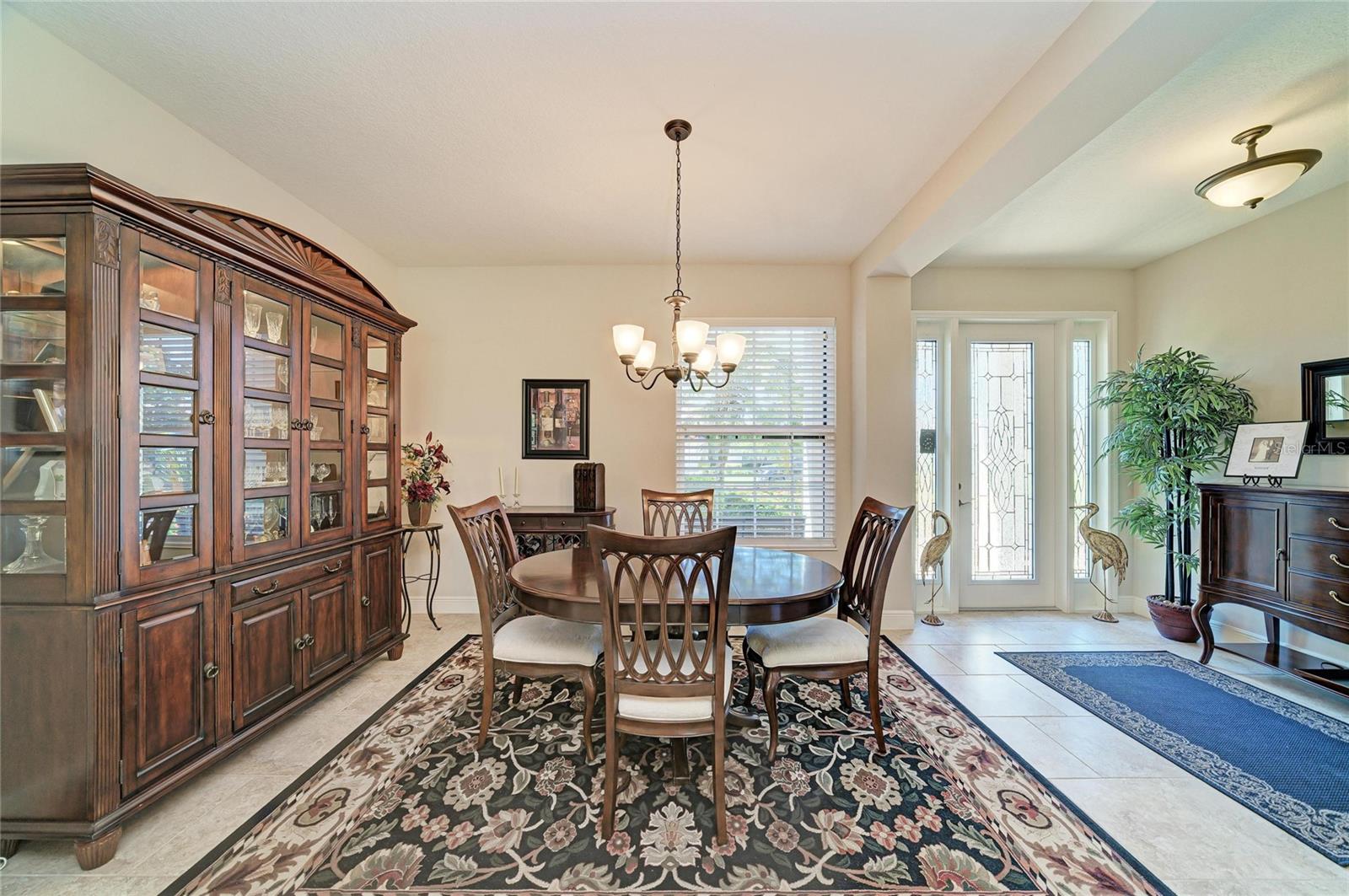 517 Chantilly Trl Property Photo 7