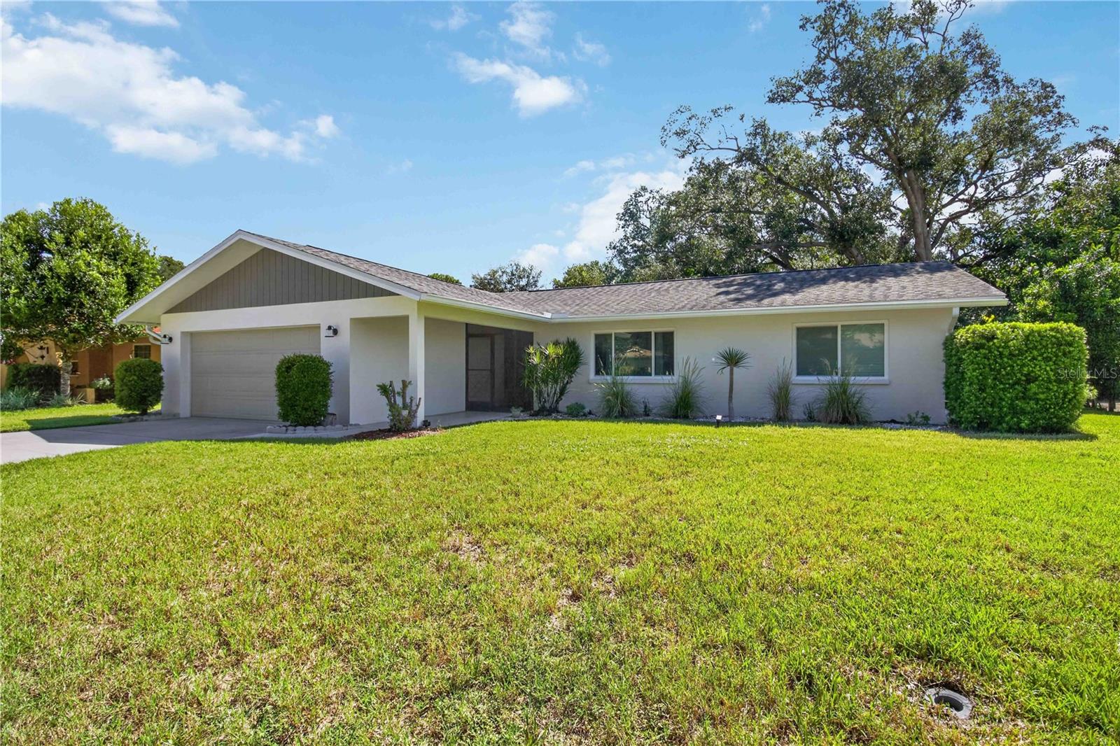 4825 Huntleigh Dr Property Photo 1