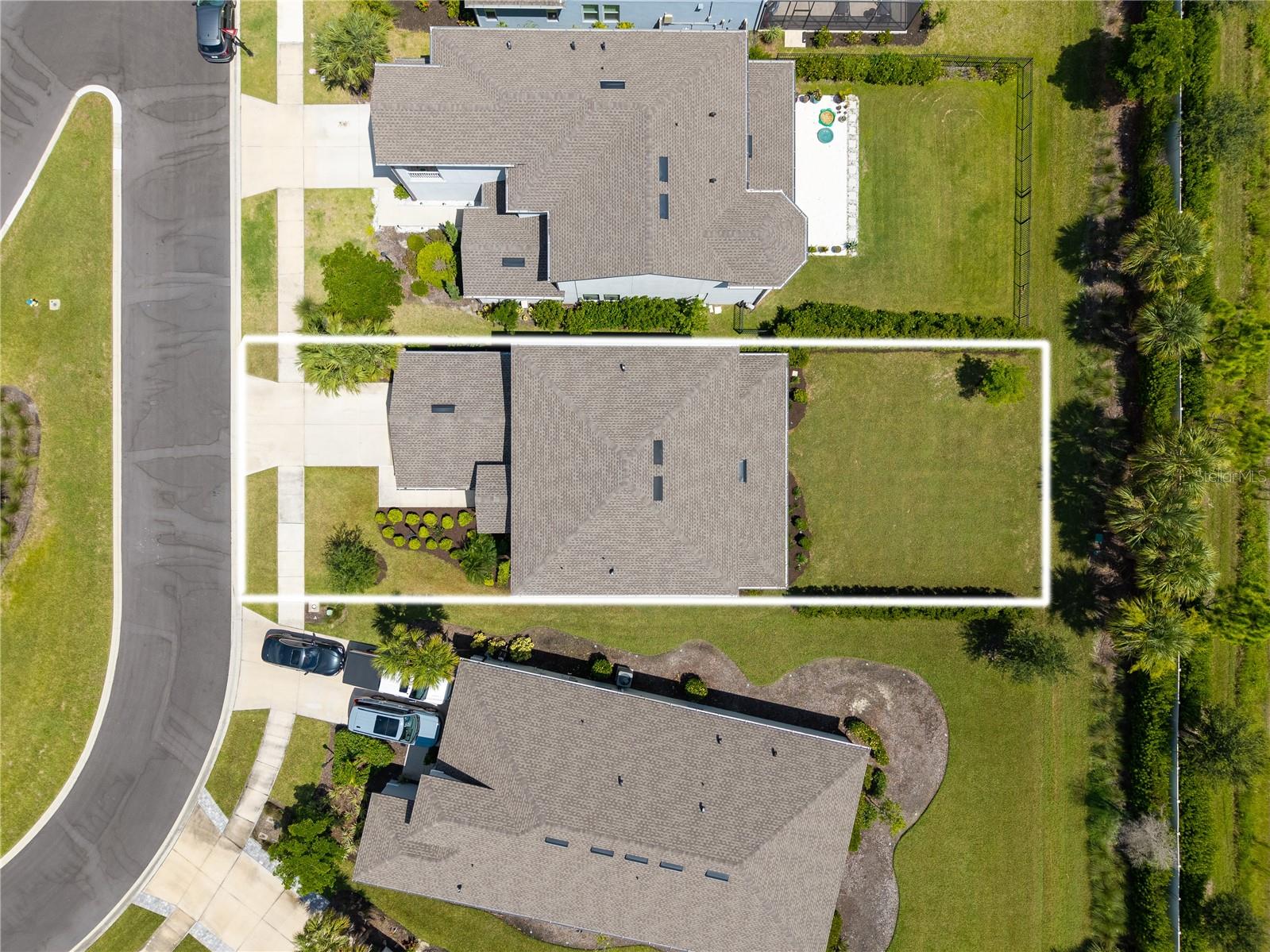 9284 Tequila Sunrise Dr Property Photo 4