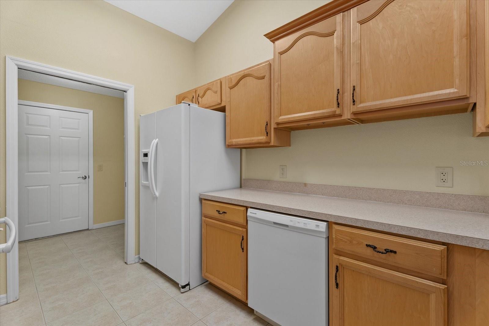 3664 Madagascar Ave Property Photo 5