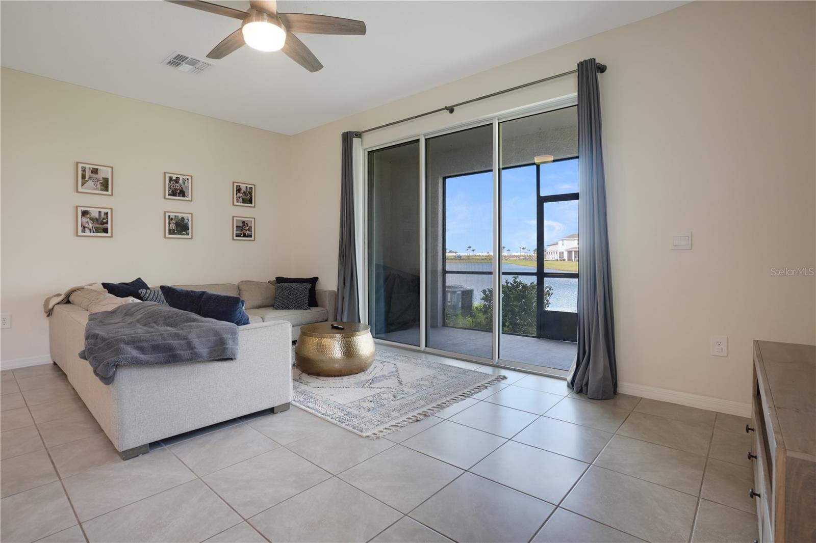 17579 Crescent Moon Loop Property Photo 13