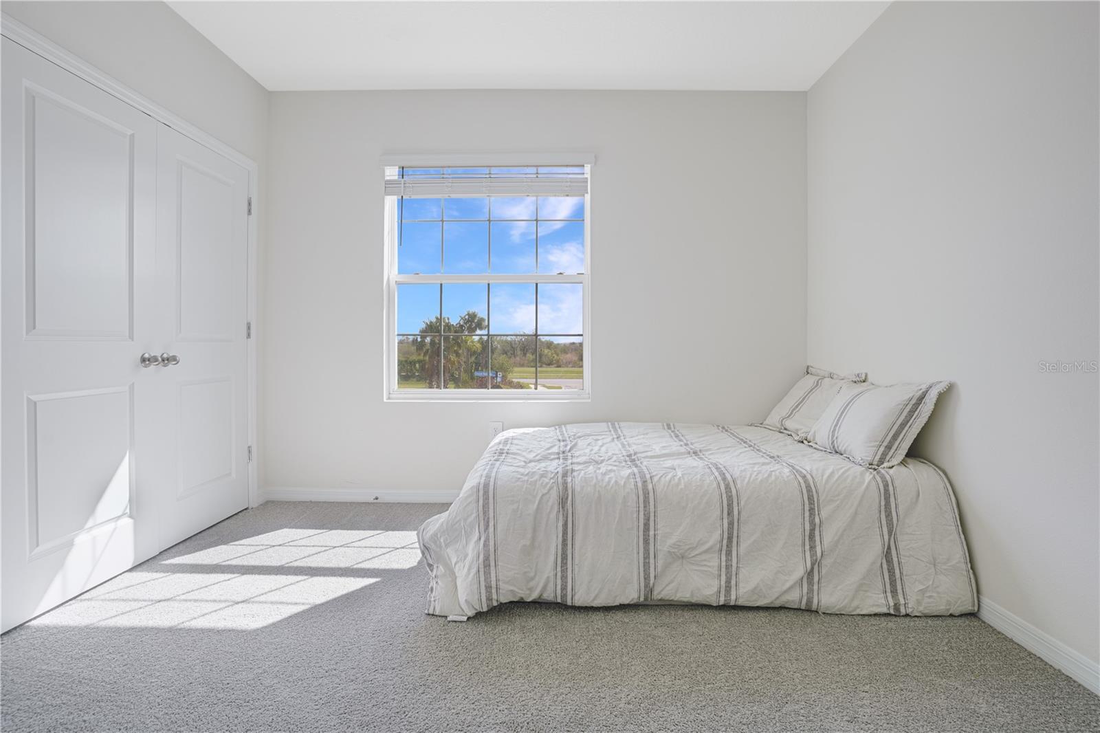 17579 Crescent Moon Loop Property Photo 28