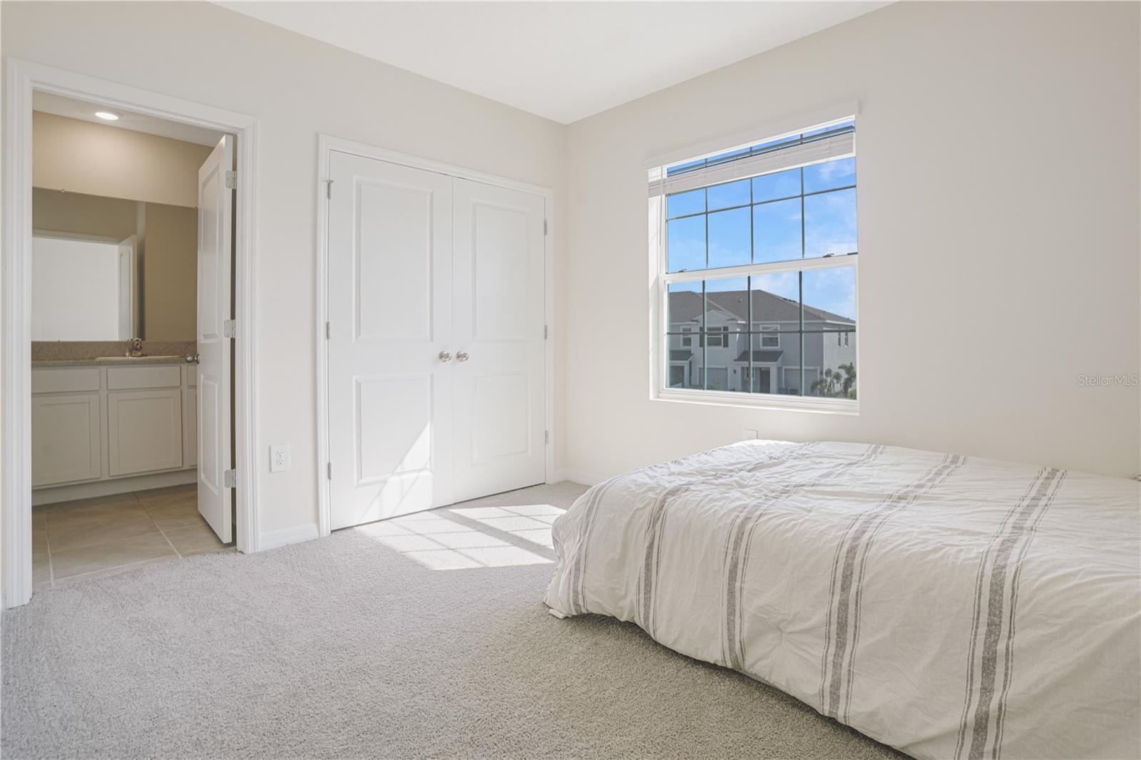 17579 Crescent Moon Loop Property Photo 29