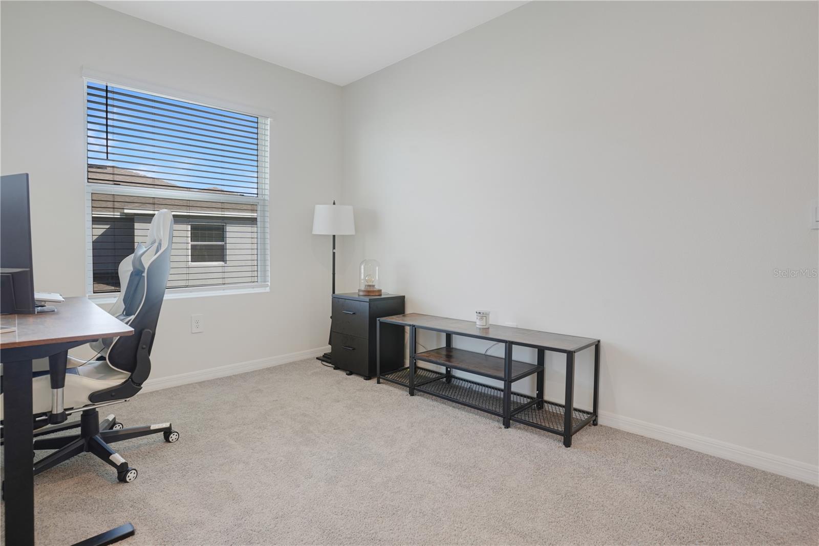 17579 Crescent Moon Loop Property Photo 31
