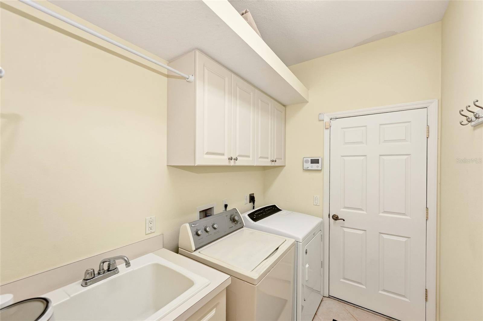 8003 Spring Marsh Dr Property Photo 38