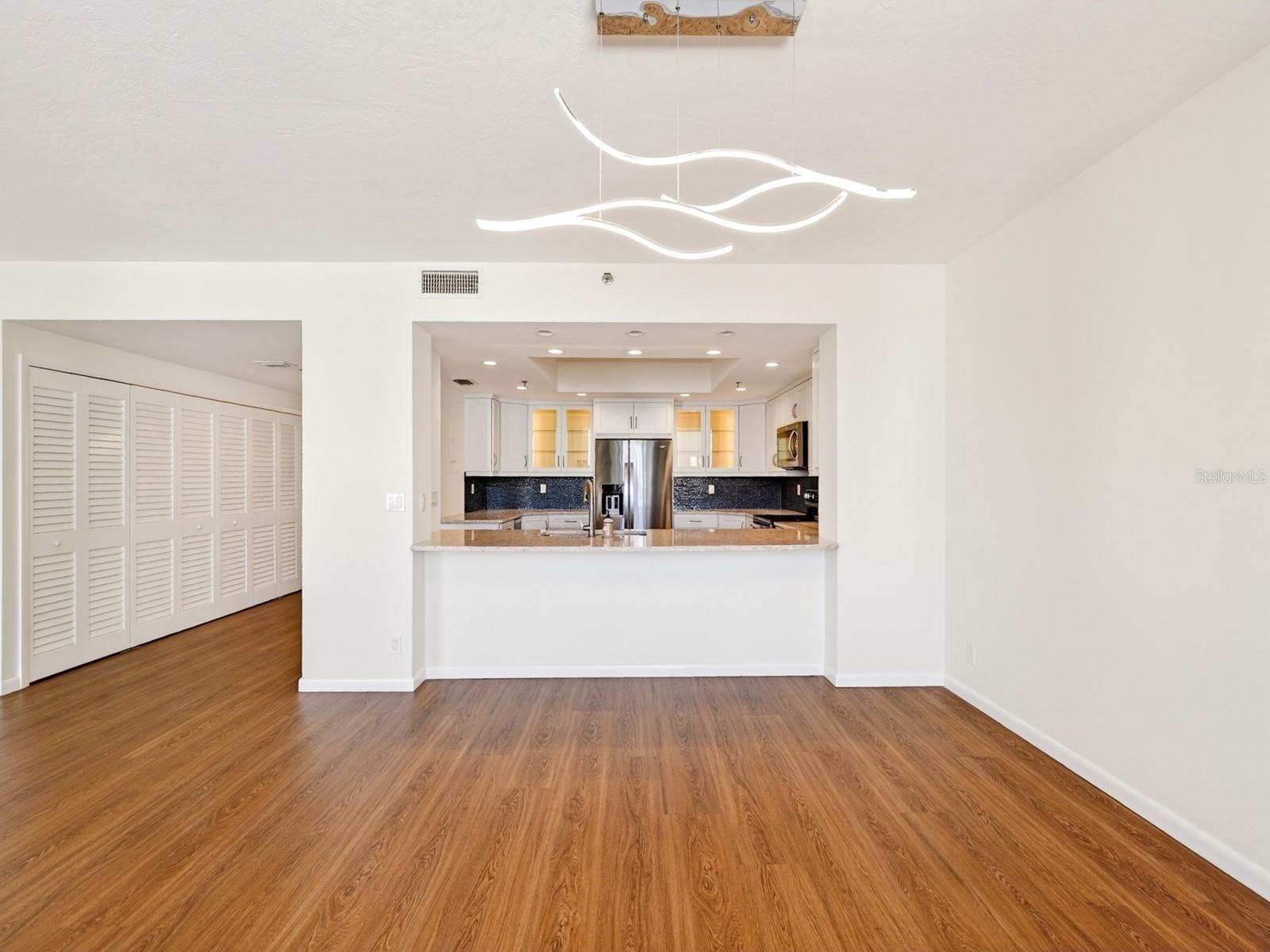 1255 N Gulfstream Ave #1101 Property Photo 14