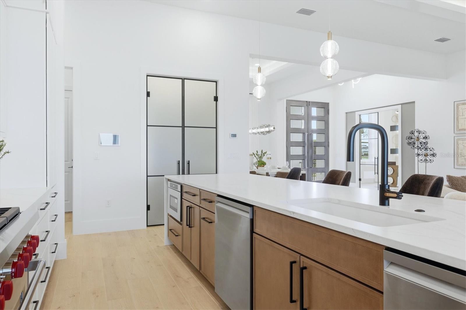6264 Champions Row St Property Photo 18