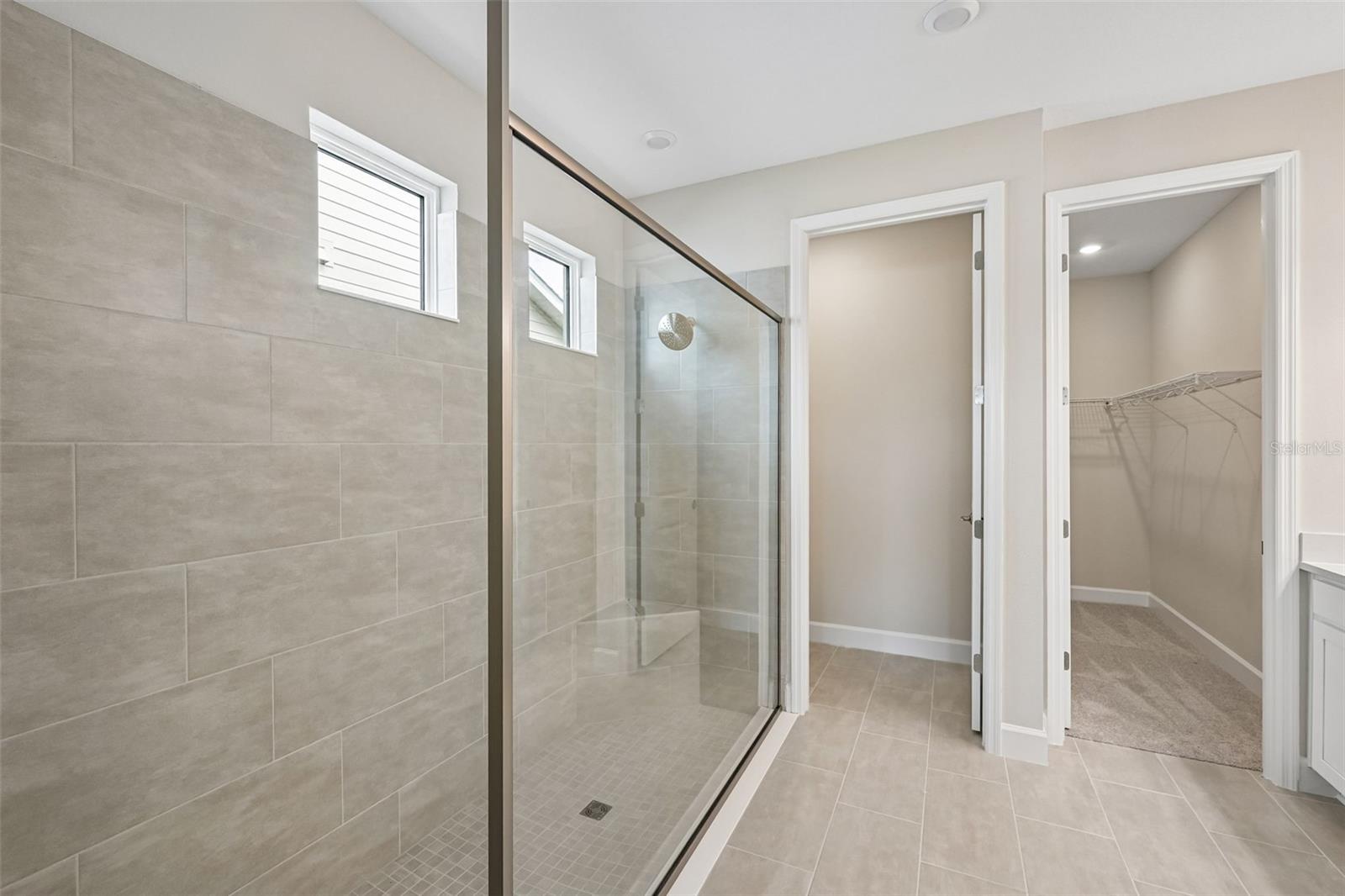 7057 Foxboro Way Property Photo 4