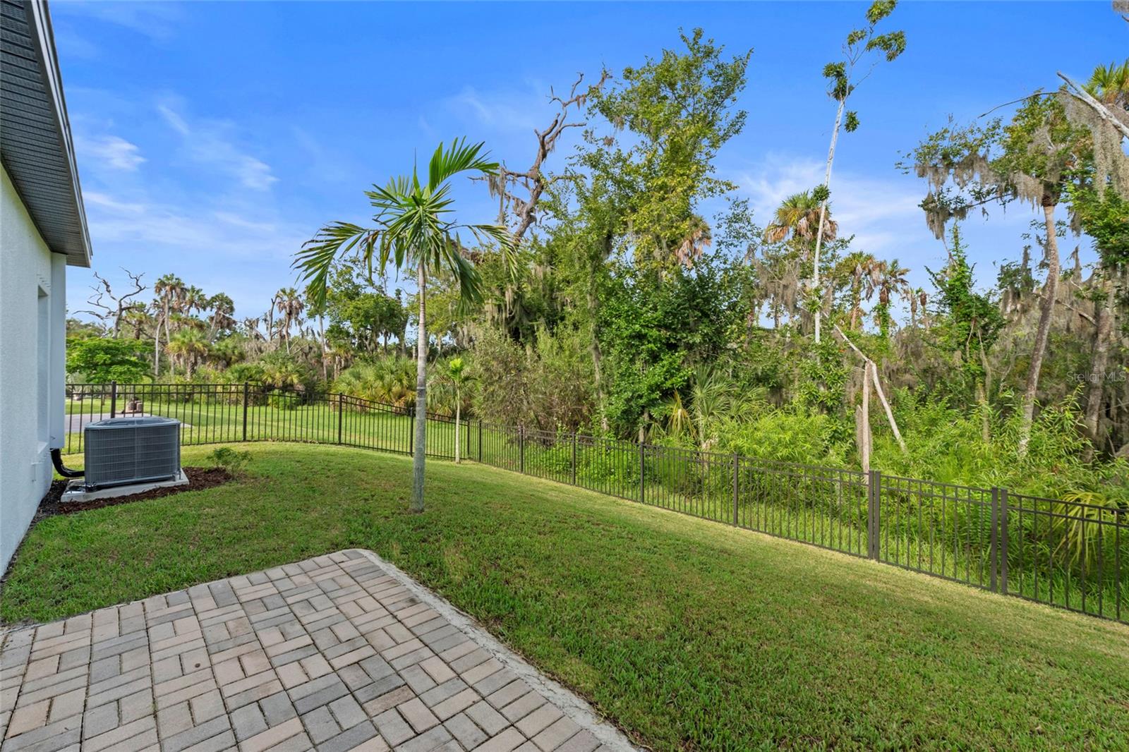 5540 Patano Loop Property Photo 37