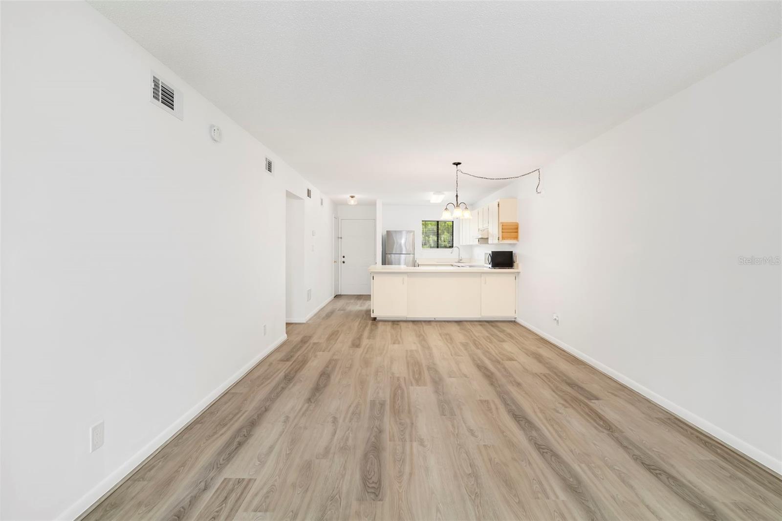 6033 34th St W #26 Property Photo 17