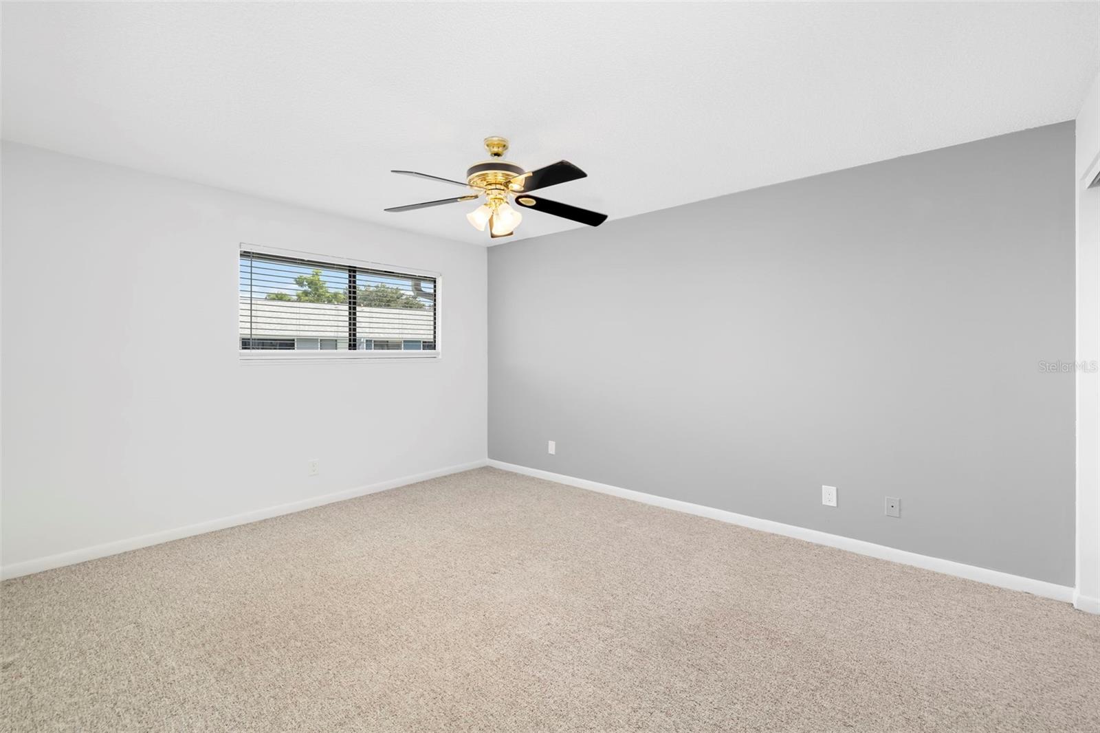 6033 34th St W #26 Property Photo 19