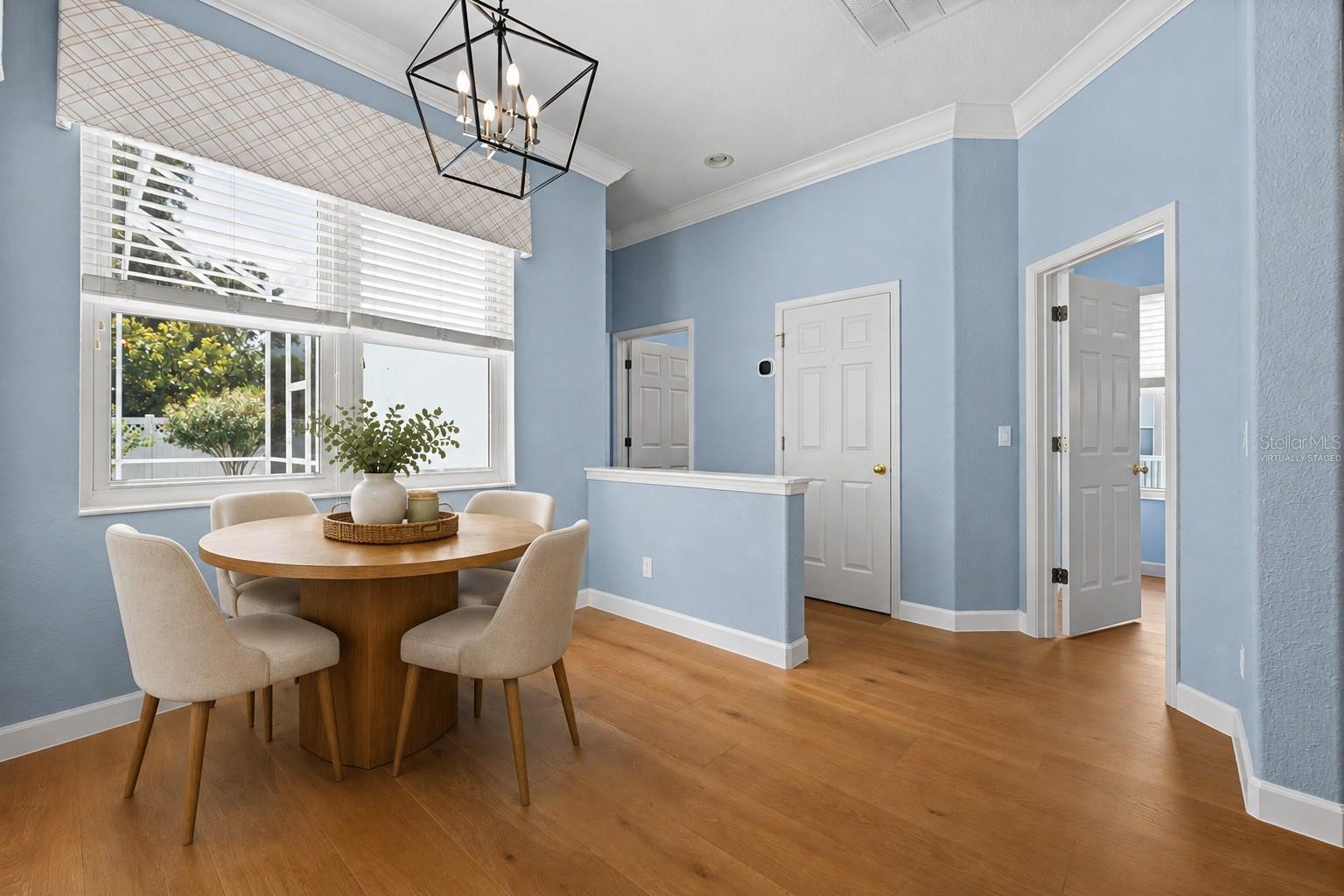 11409 Durham St Property Photo 6