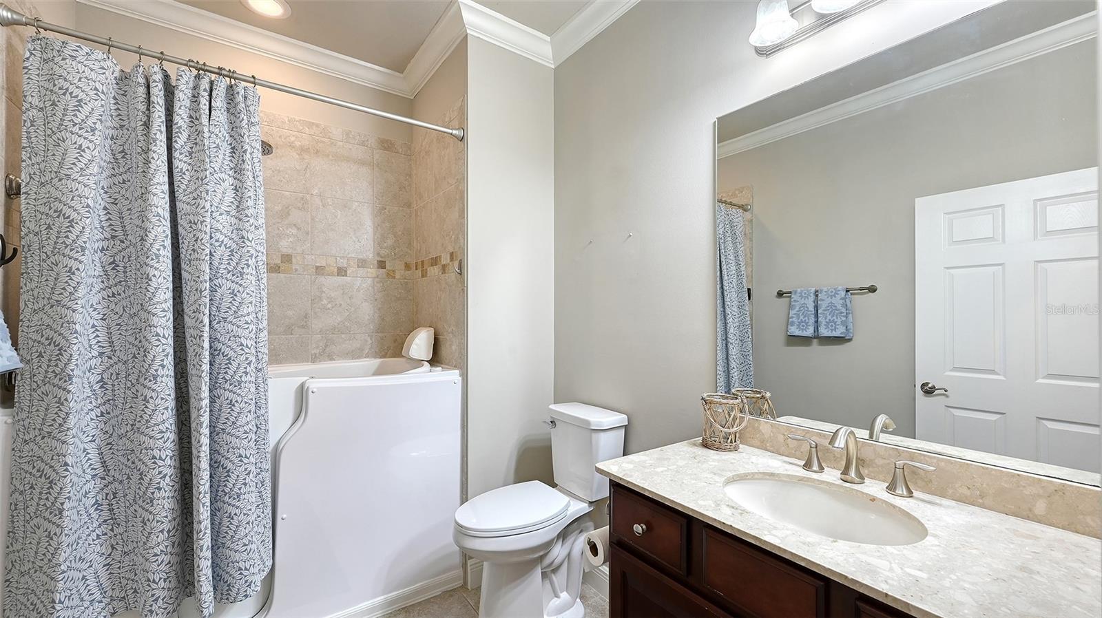 1041 Riverscape St #1041 Property Photo 33