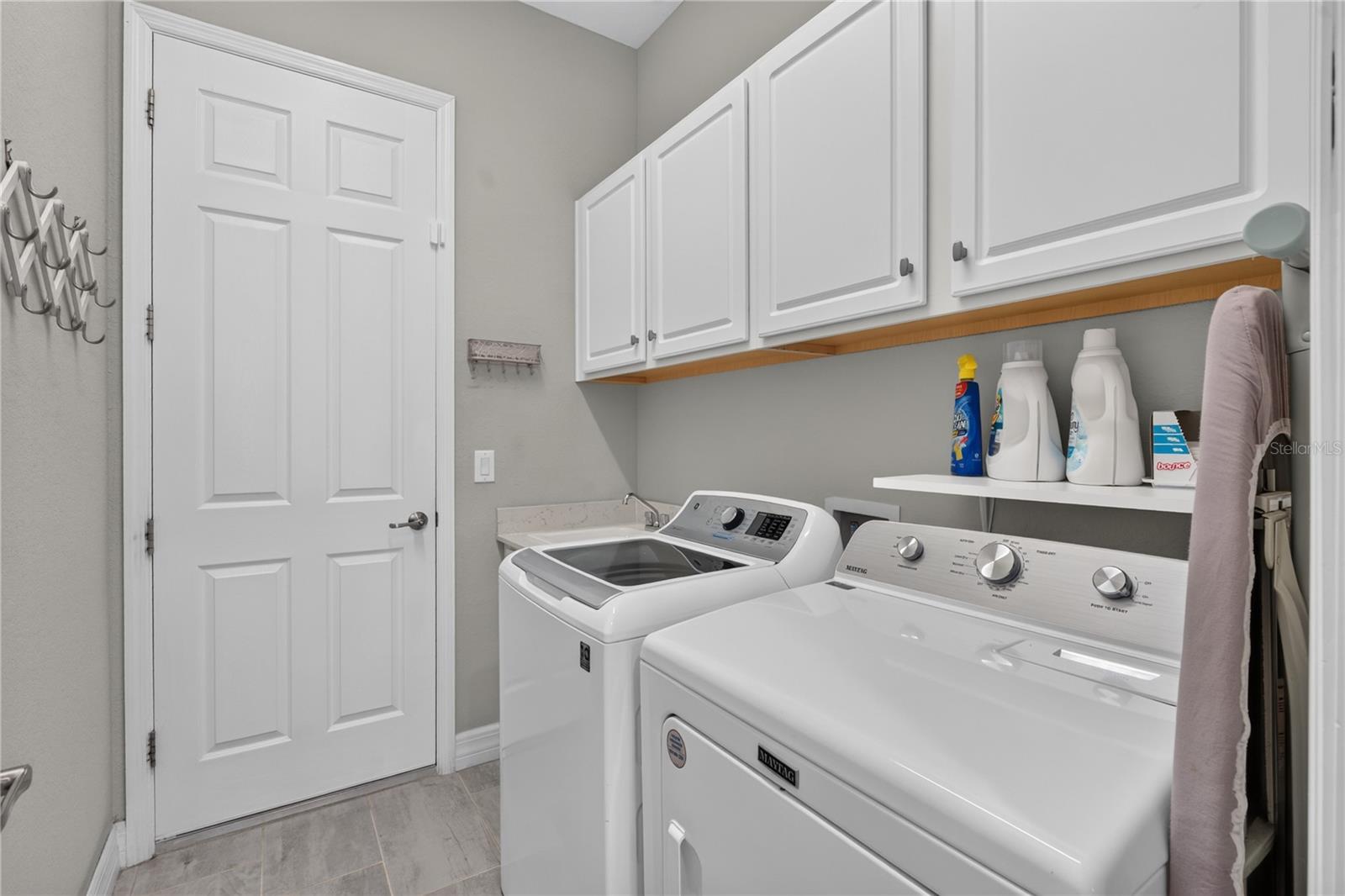 23515 Waverly Cir Property Photo 31