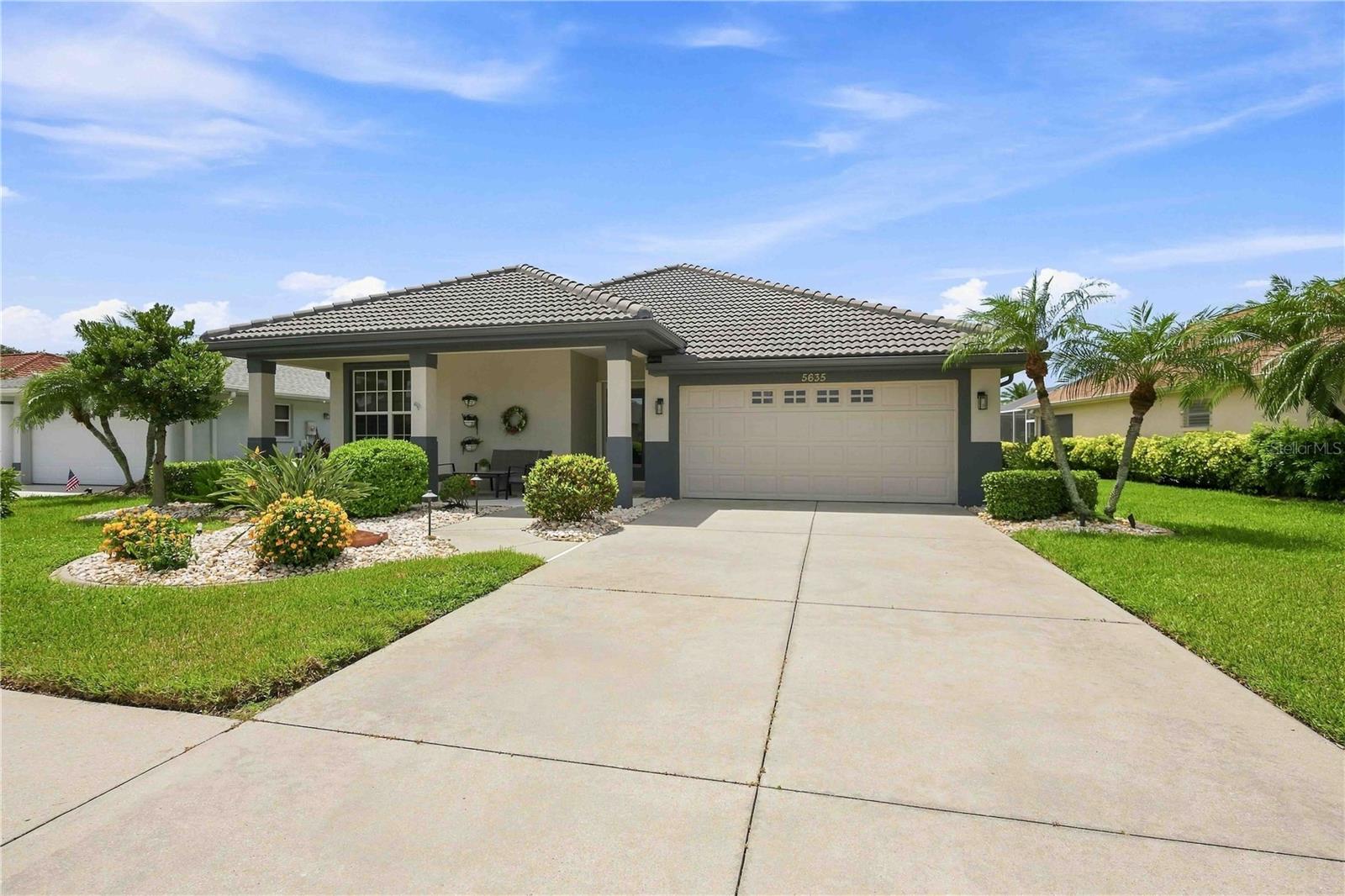 5635 Riviera Ct Property Photo 6