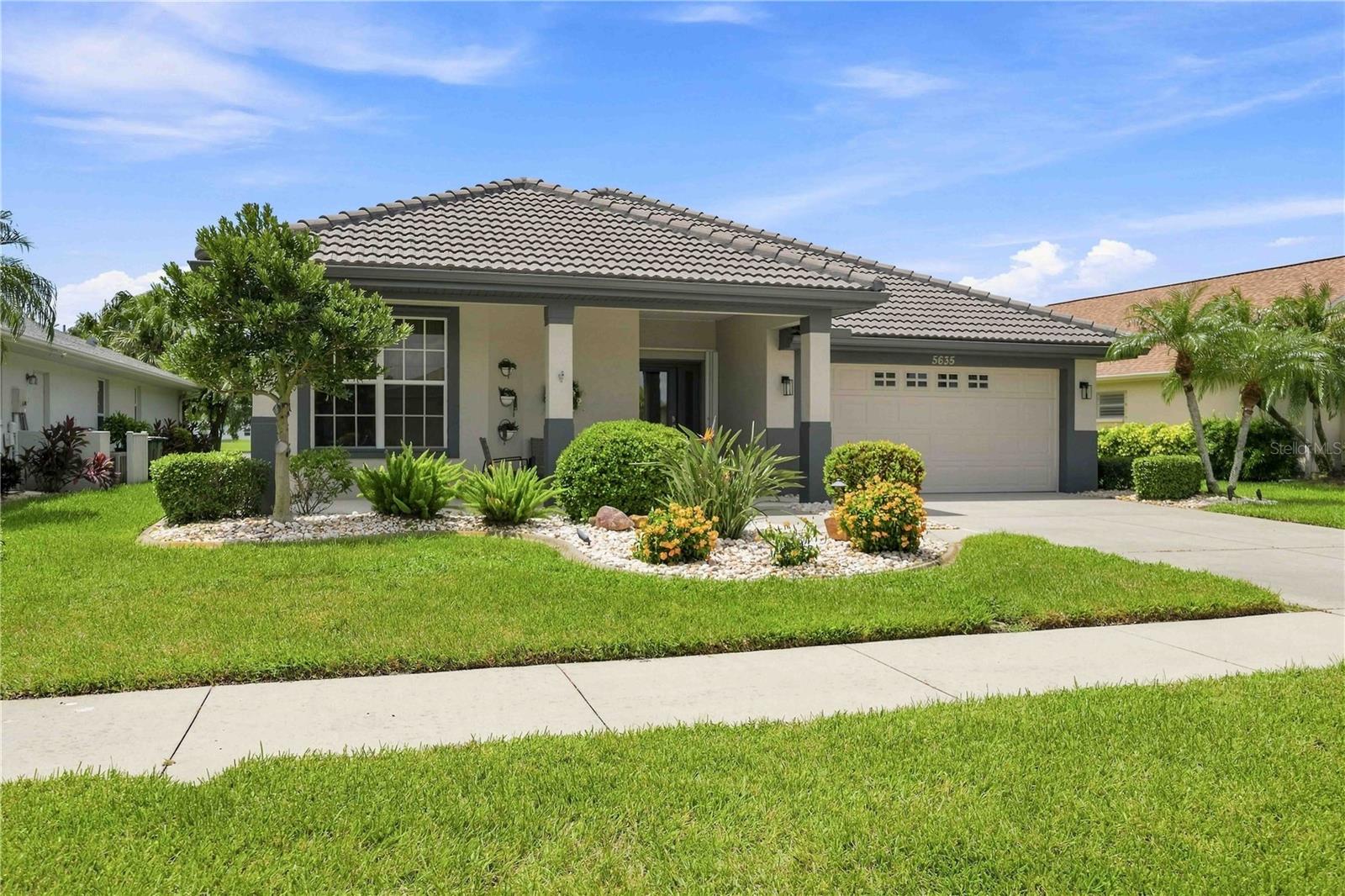 5635 Riviera Ct Property Photo 7