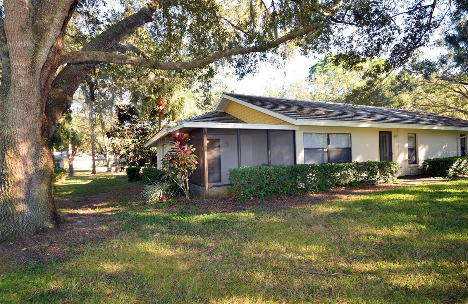 231 Southampton Ln #277 Property Photo 36
