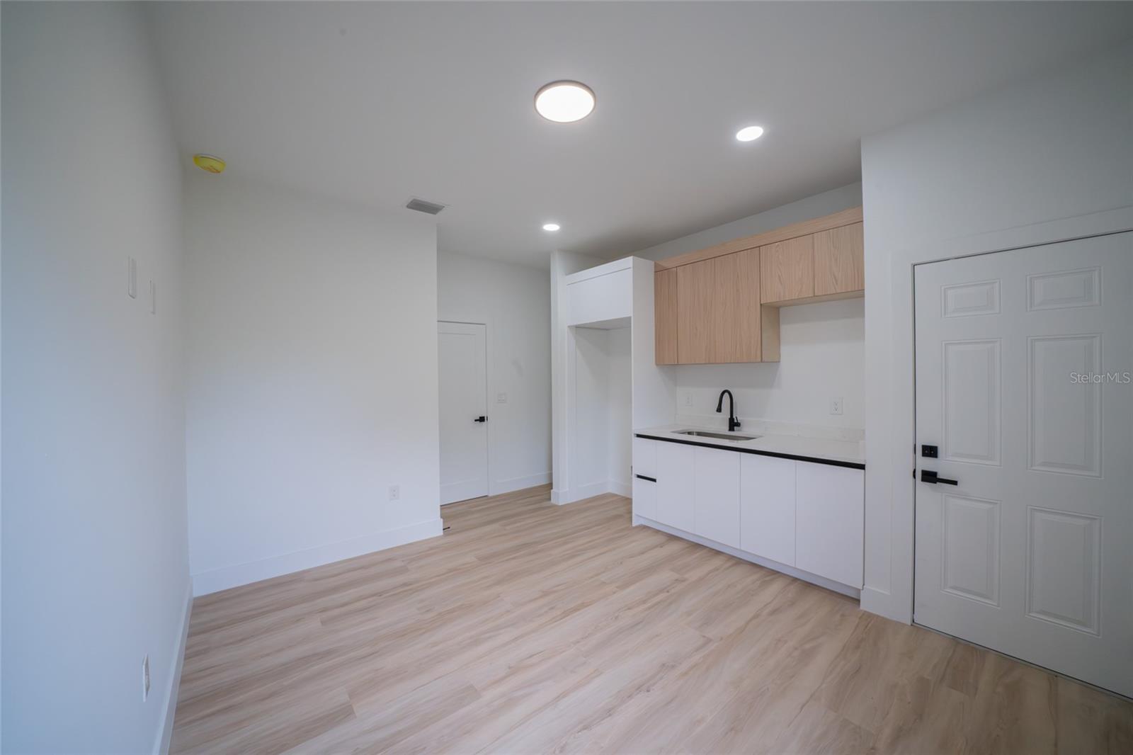 6308 Notre Dame Ter Property Photo 42