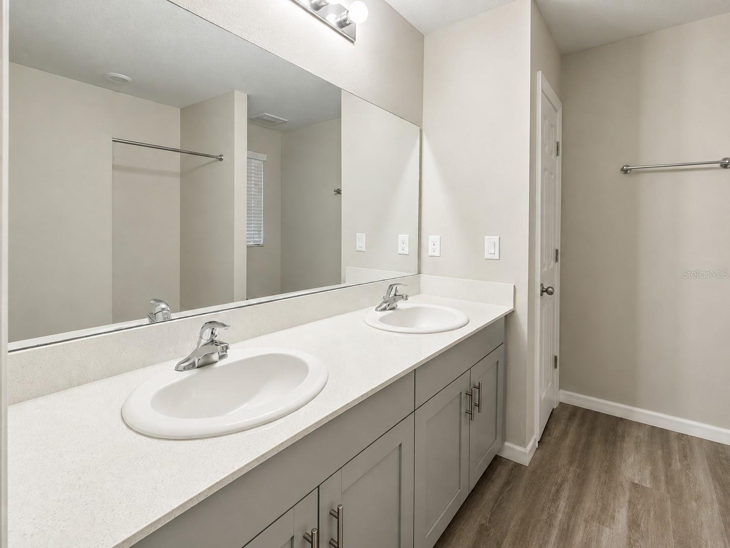 13029 Oak Hill Way Property Photo 13
