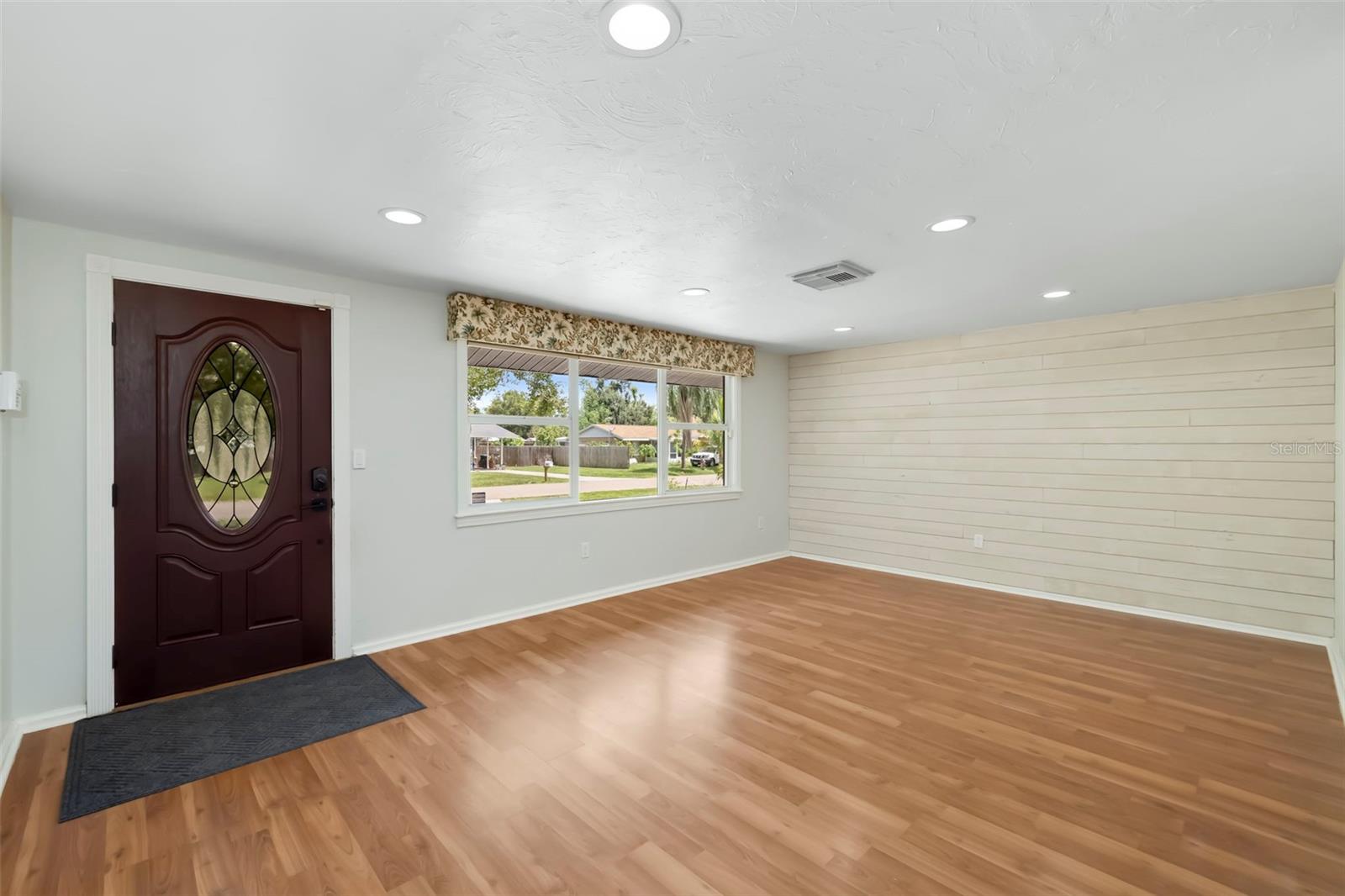 2702 Grand Cayman St Property Photo 3
