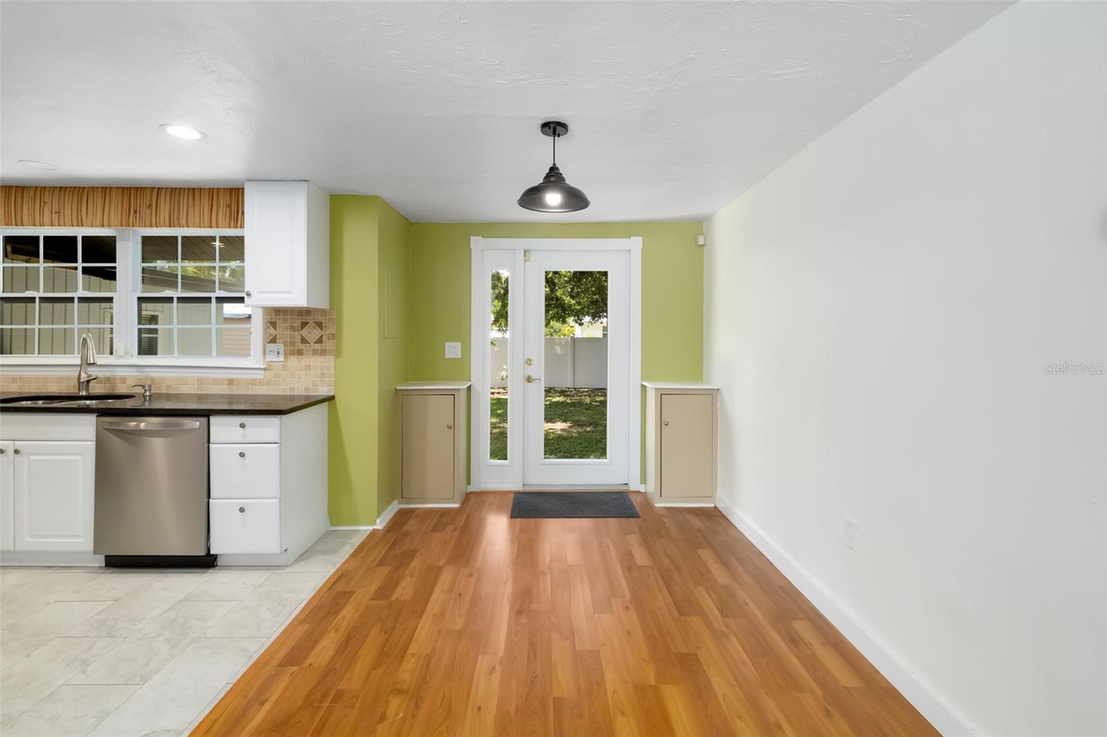 2702 Grand Cayman St Property Photo 10