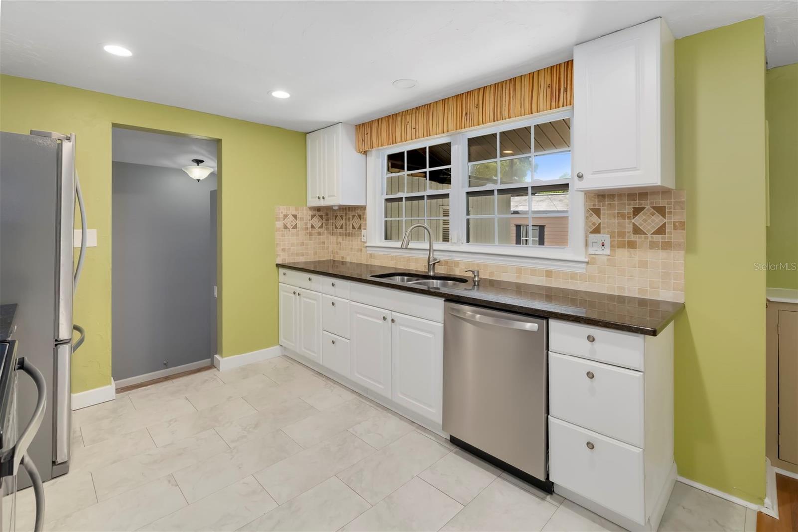 2702 Grand Cayman St Property Photo 11