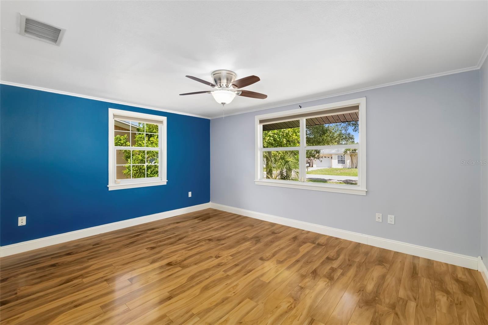 2702 Grand Cayman St Property Photo 18