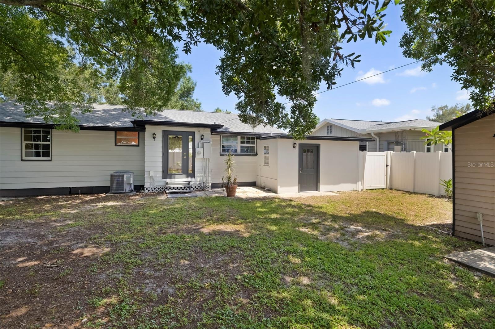 2702 Grand Cayman St Property Photo 33