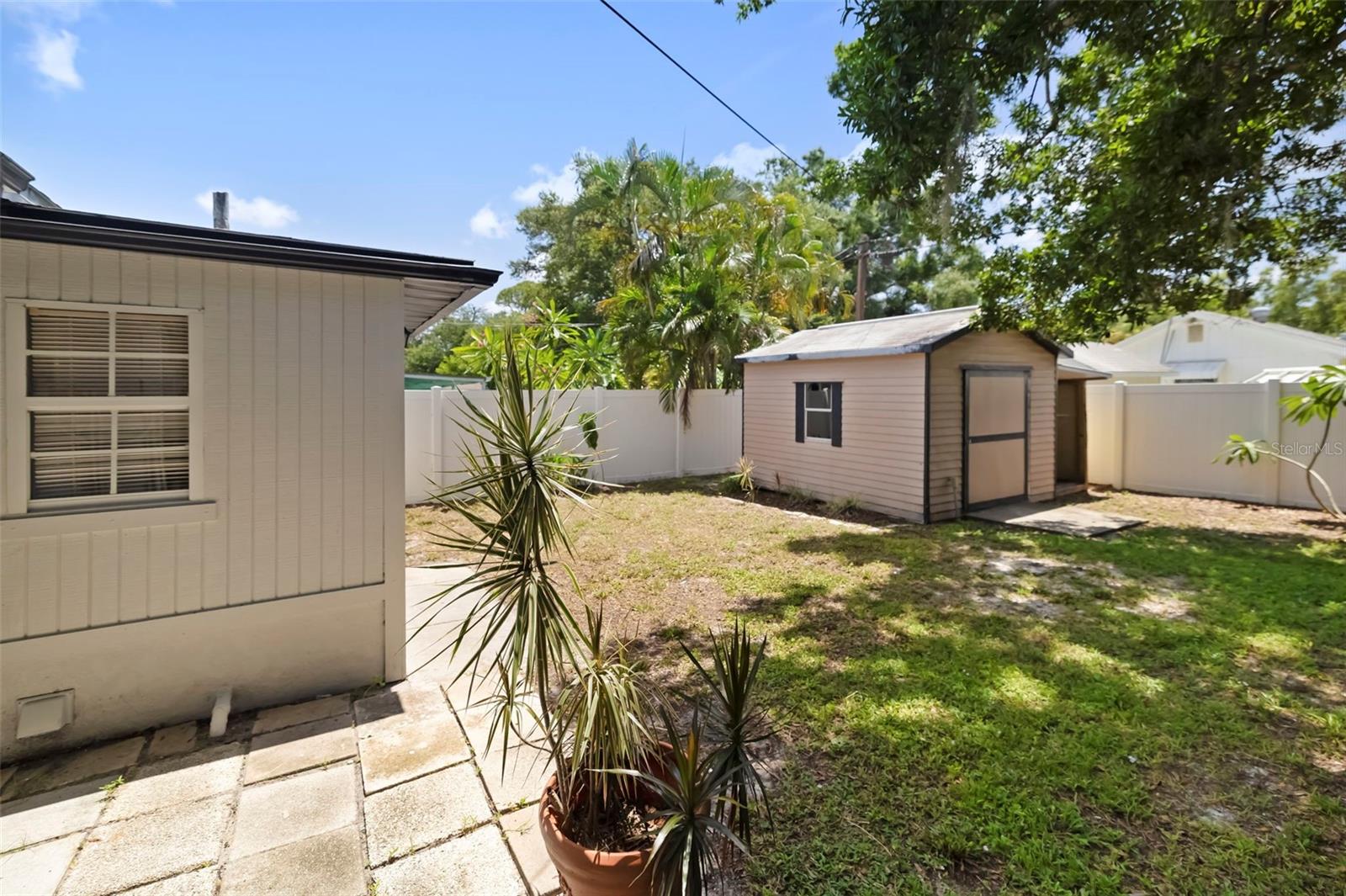 2702 Grand Cayman St Property Photo 34
