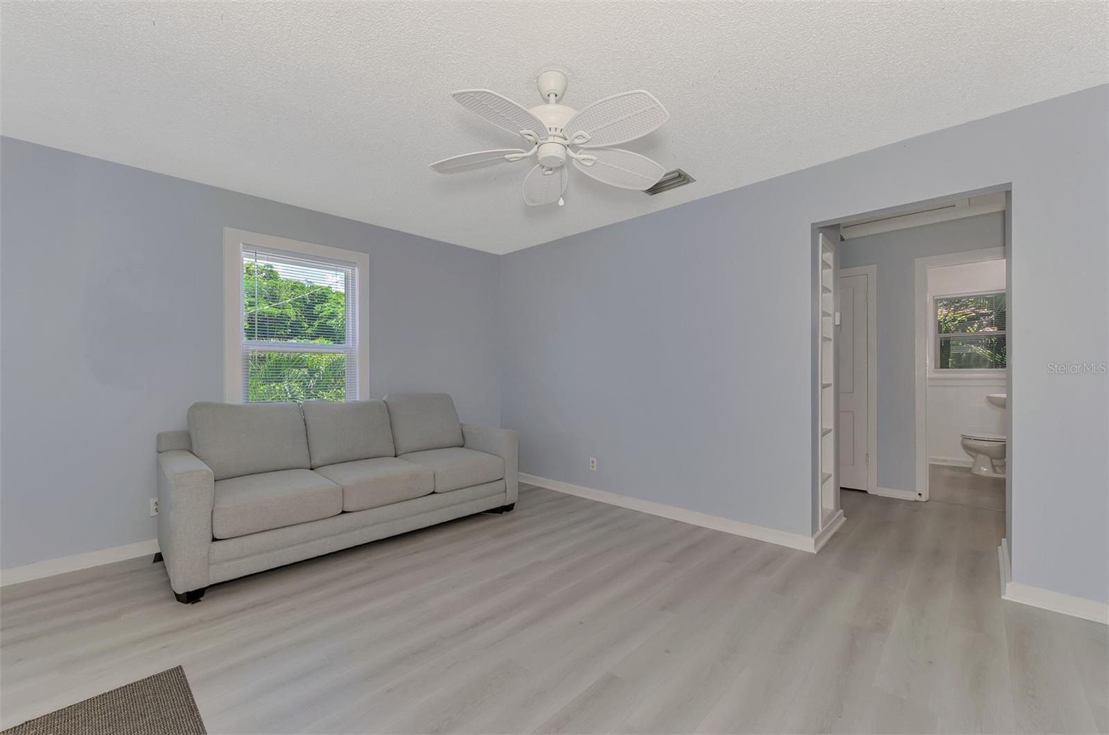 1858 Boyce #a Property Photo 9