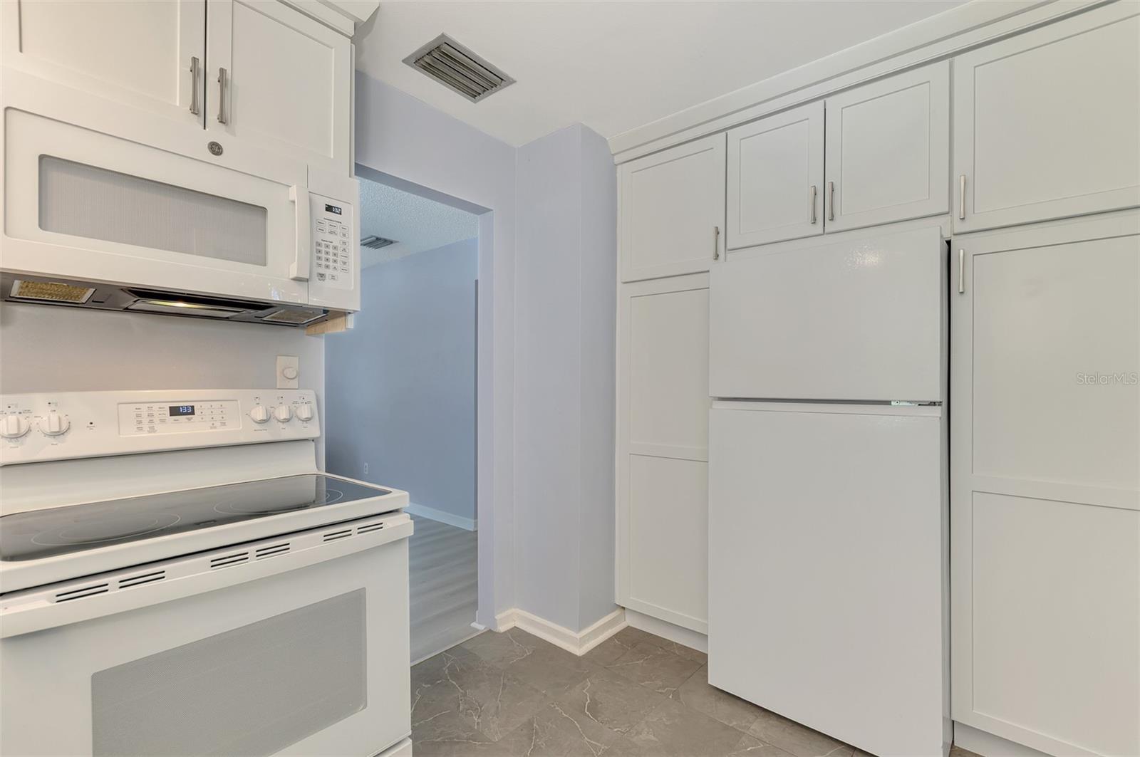 1858 Boyce #a Property Photo 15