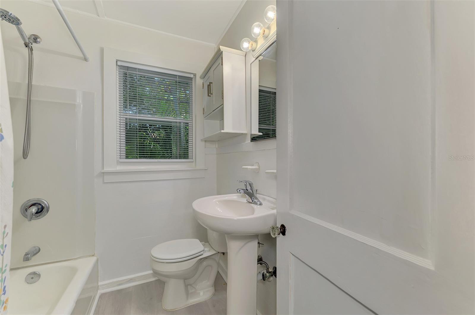 1858 Boyce #a Property Photo 21