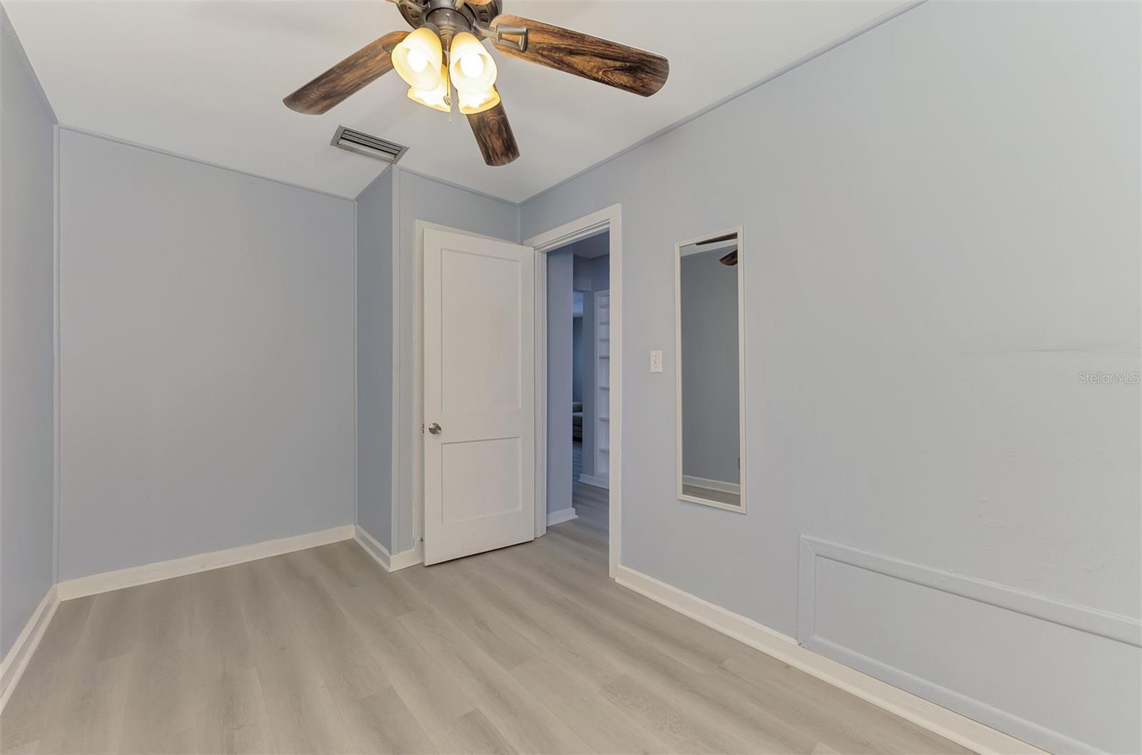 1858 Boyce #a Property Photo 25