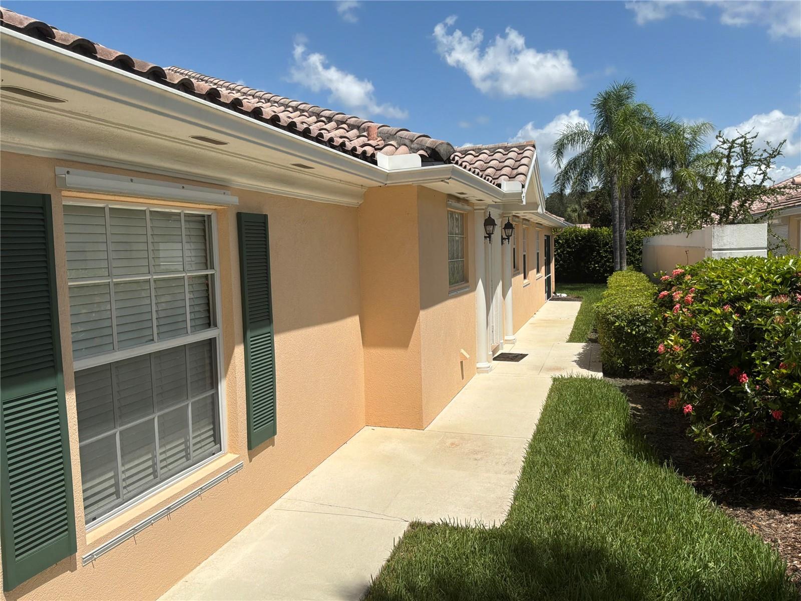 5796 Ivrea Dr Property Photo 2