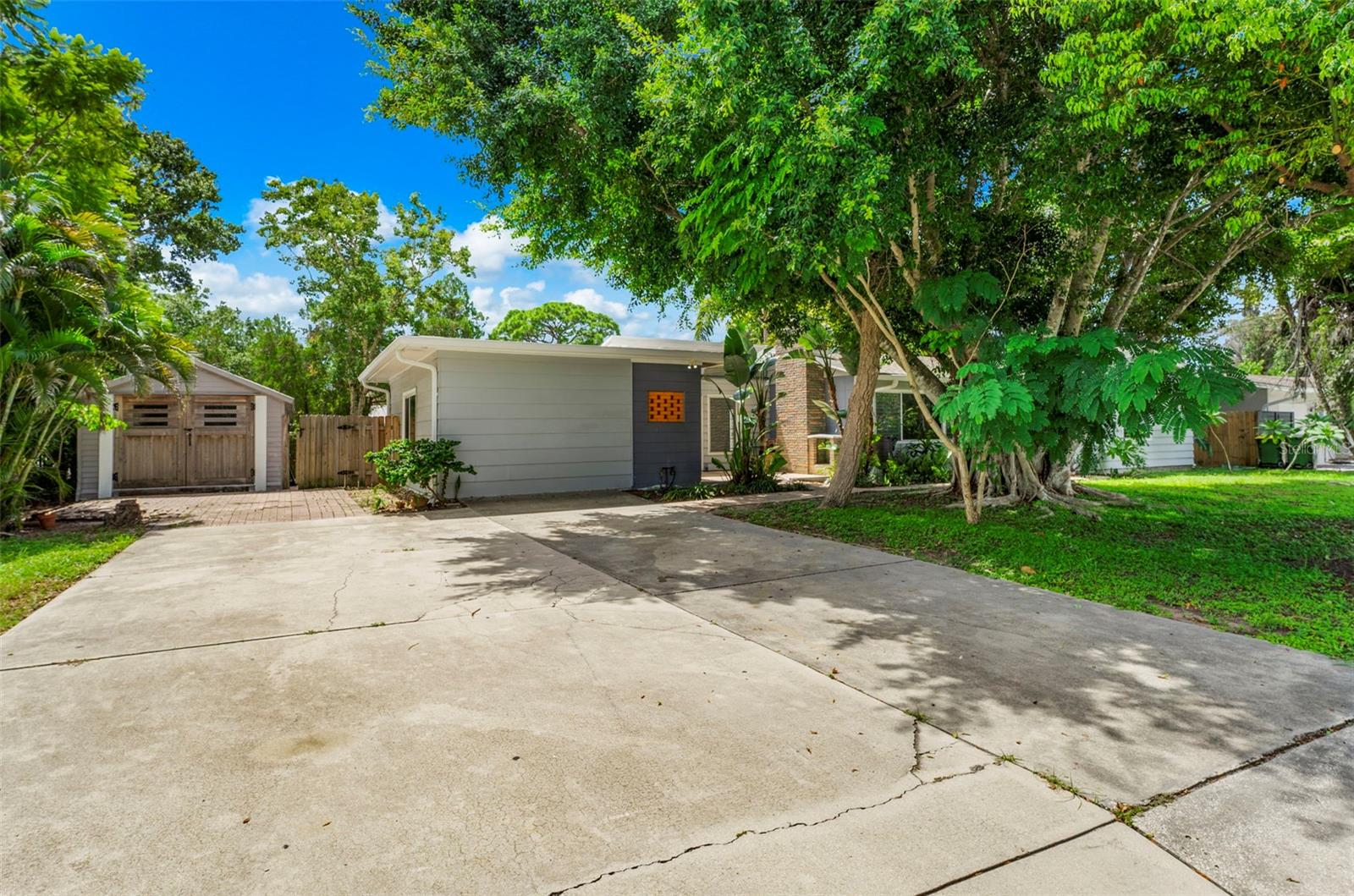 2488 Davis Blvd Property Photo 4