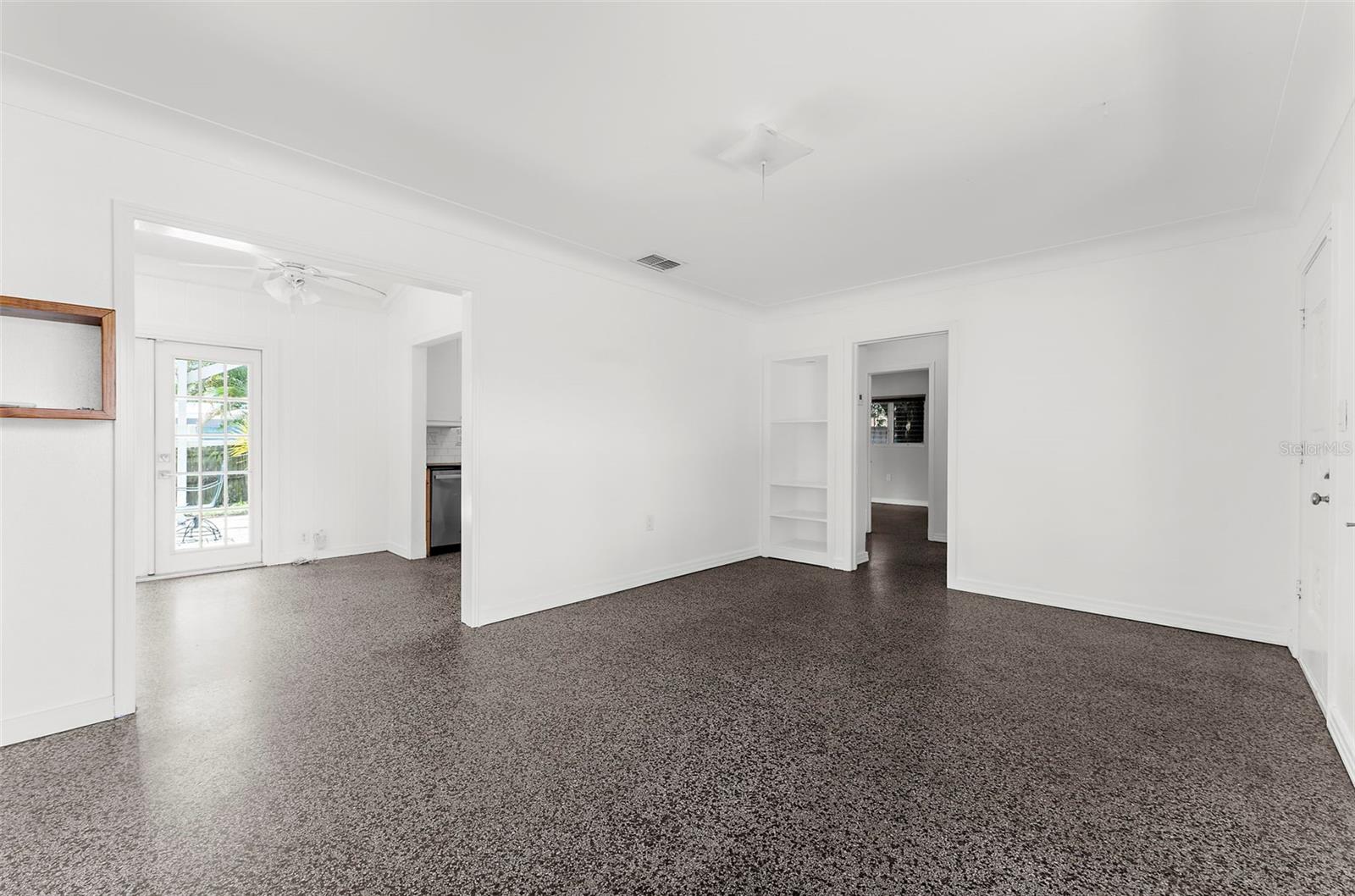 2488 Davis Blvd Property Photo 10