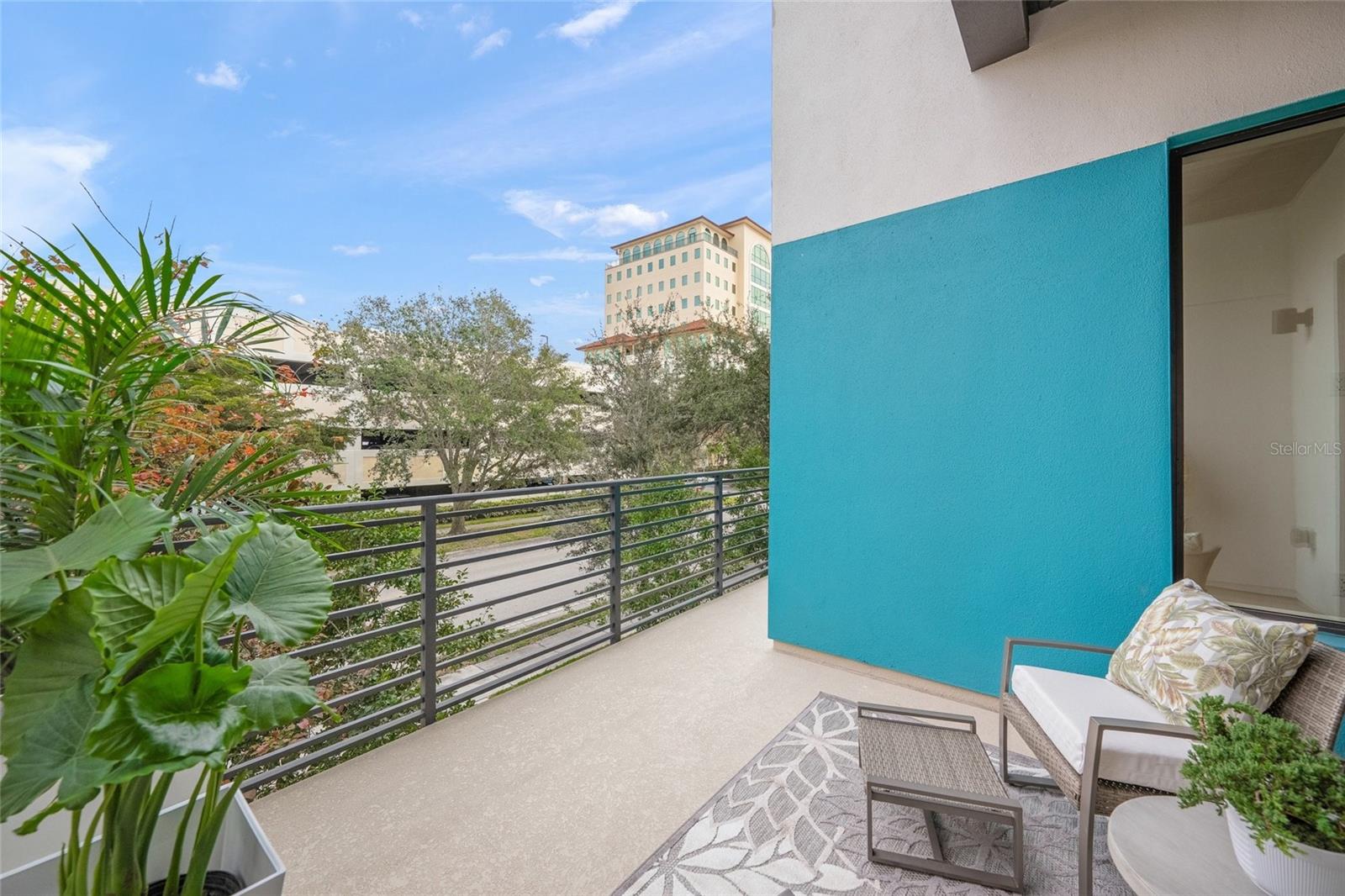 72 N School Ave Property Photo 18