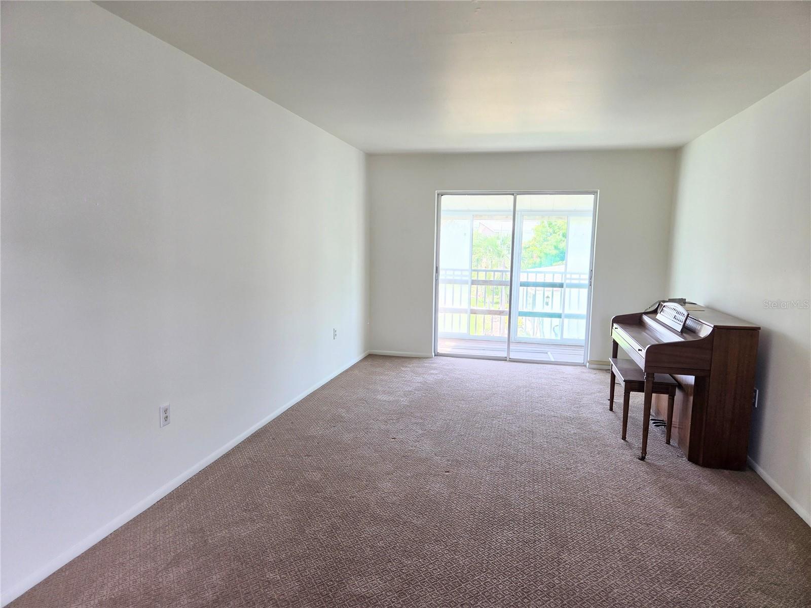1542 Leisure Dr #n22 Property Photo 5