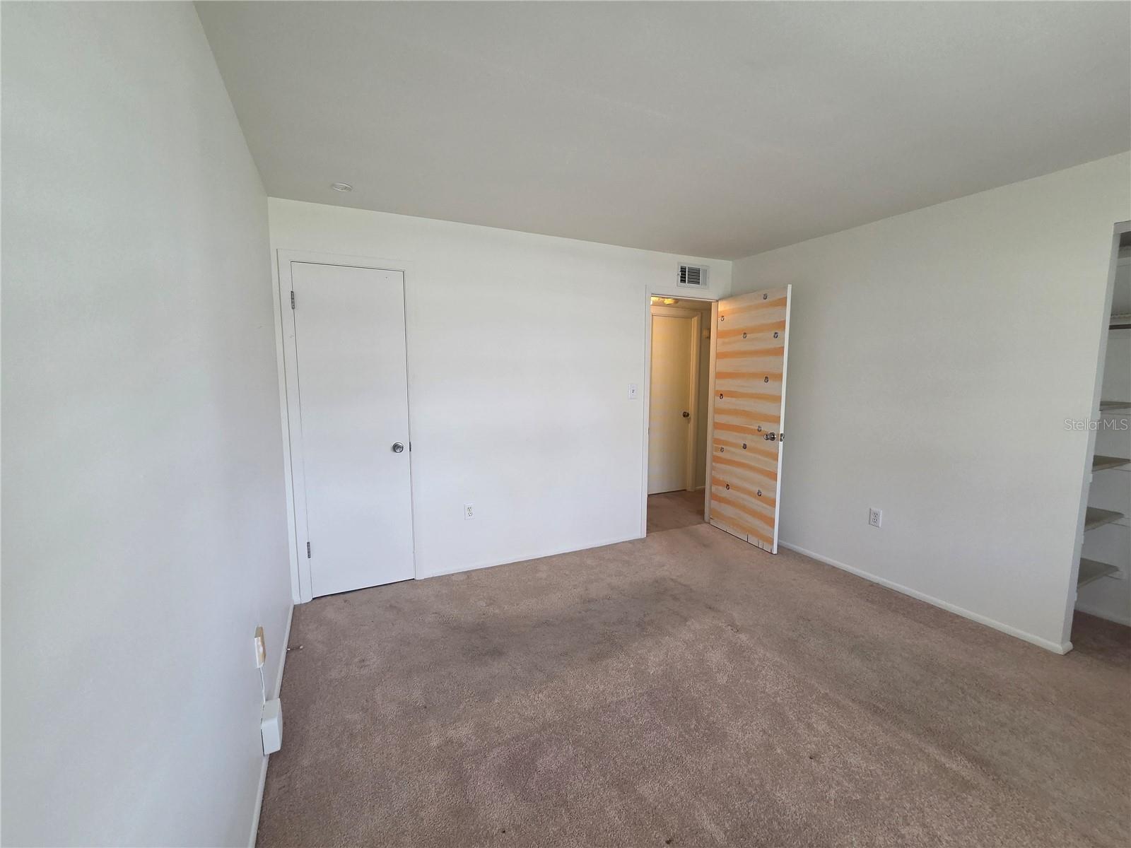 1542 Leisure Dr #n22 Property Photo 9