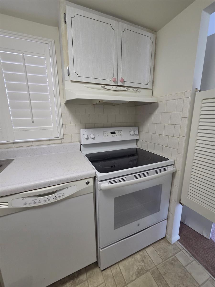 1542 Leisure Dr #n22 Property Photo 10
