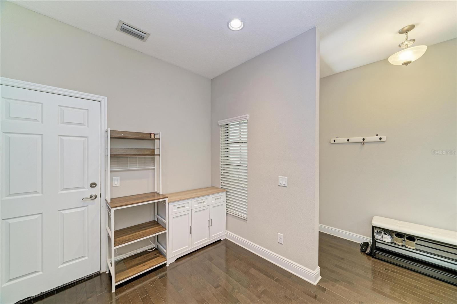 4991 Oarsman Ct Property Photo 10