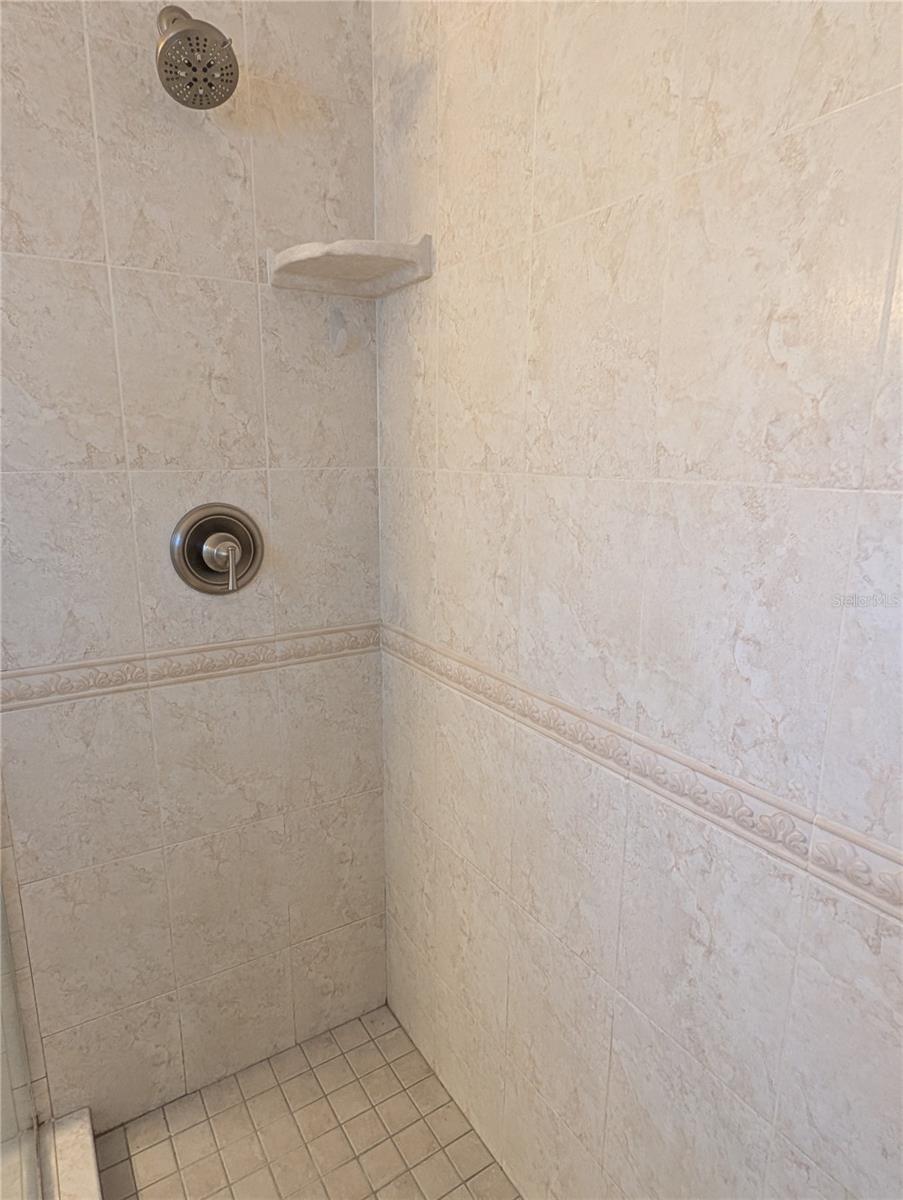 4557 Worcester Rd Property Photo 23