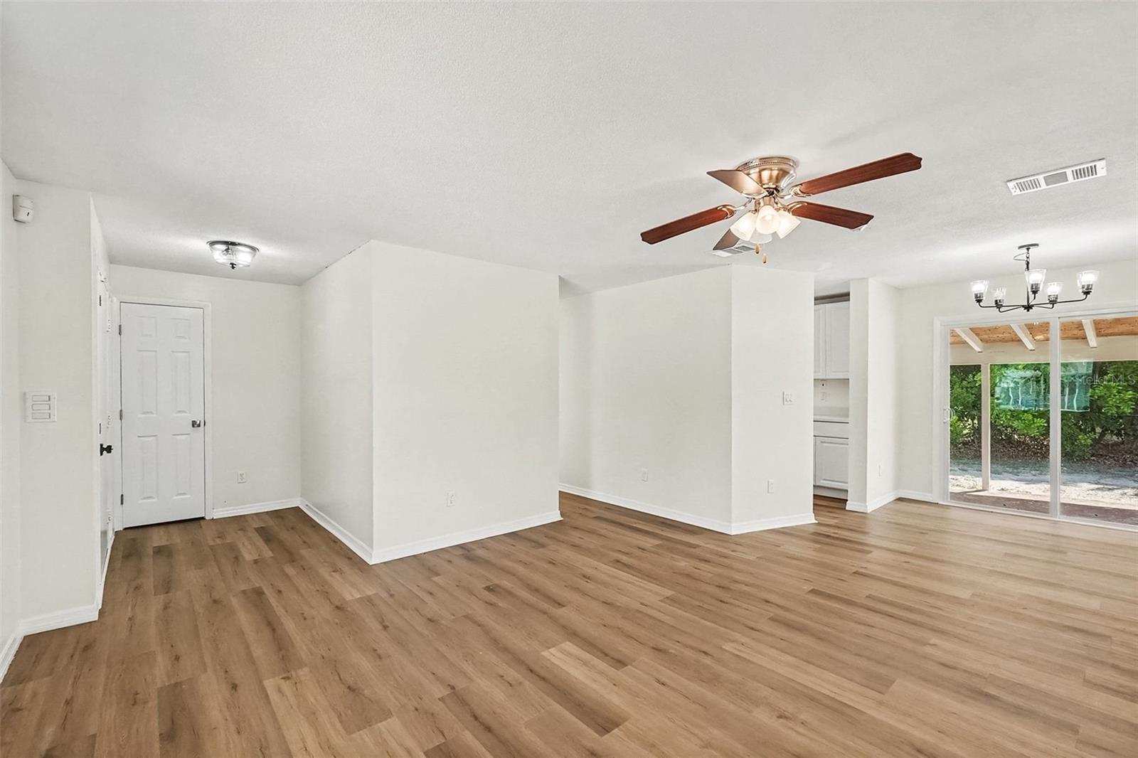 6515 3rd Street Ct W Property Photo 53