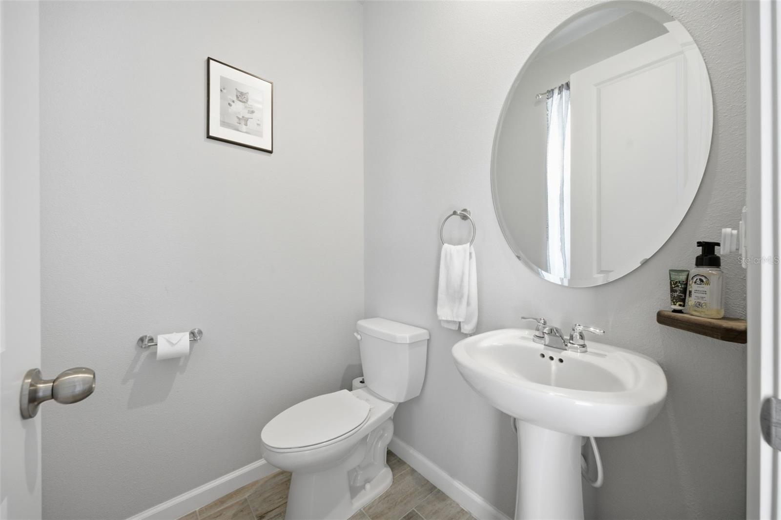 5636 Silverbridge Trl Property Photo 16