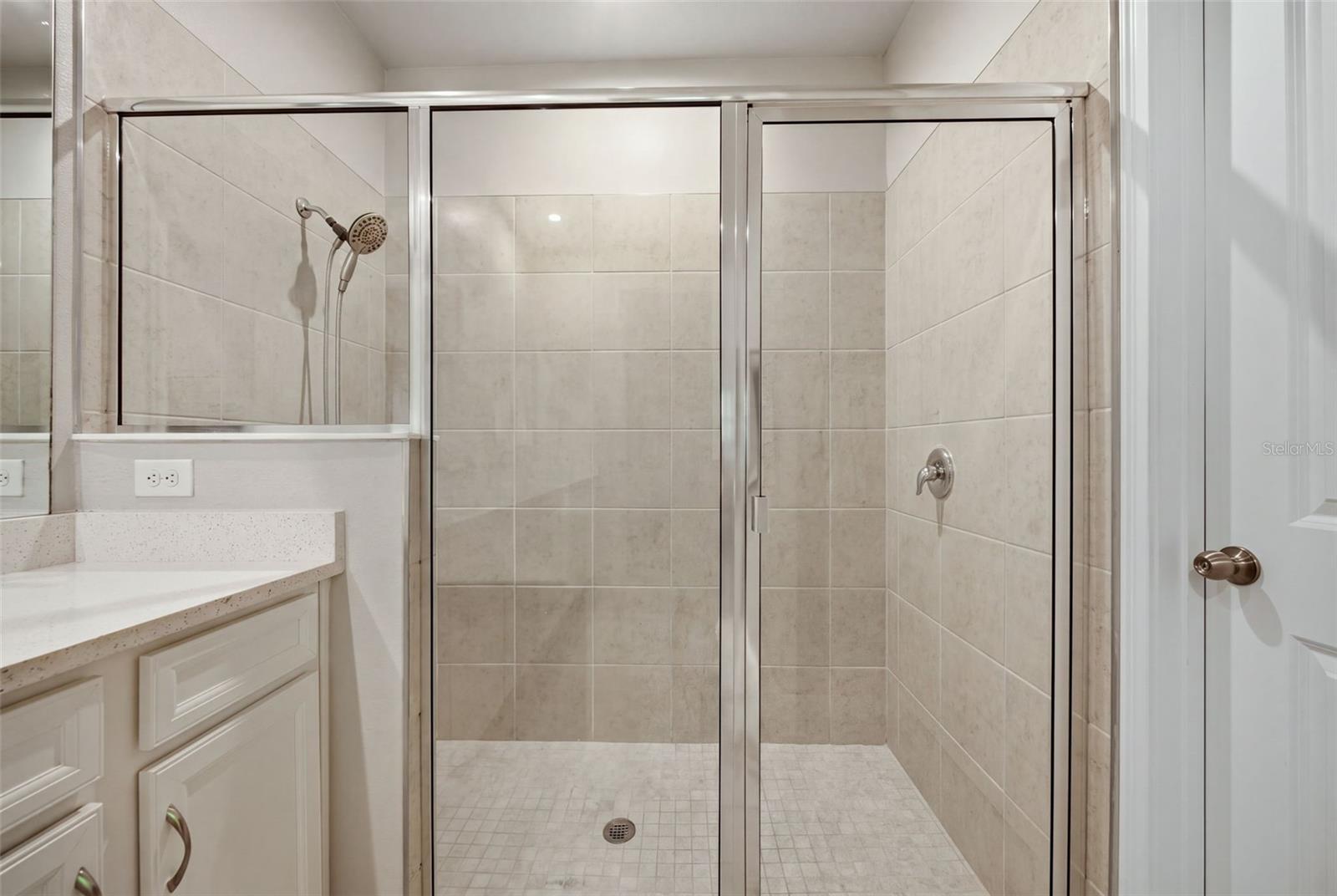 5636 Silverbridge Trl Property Photo 30