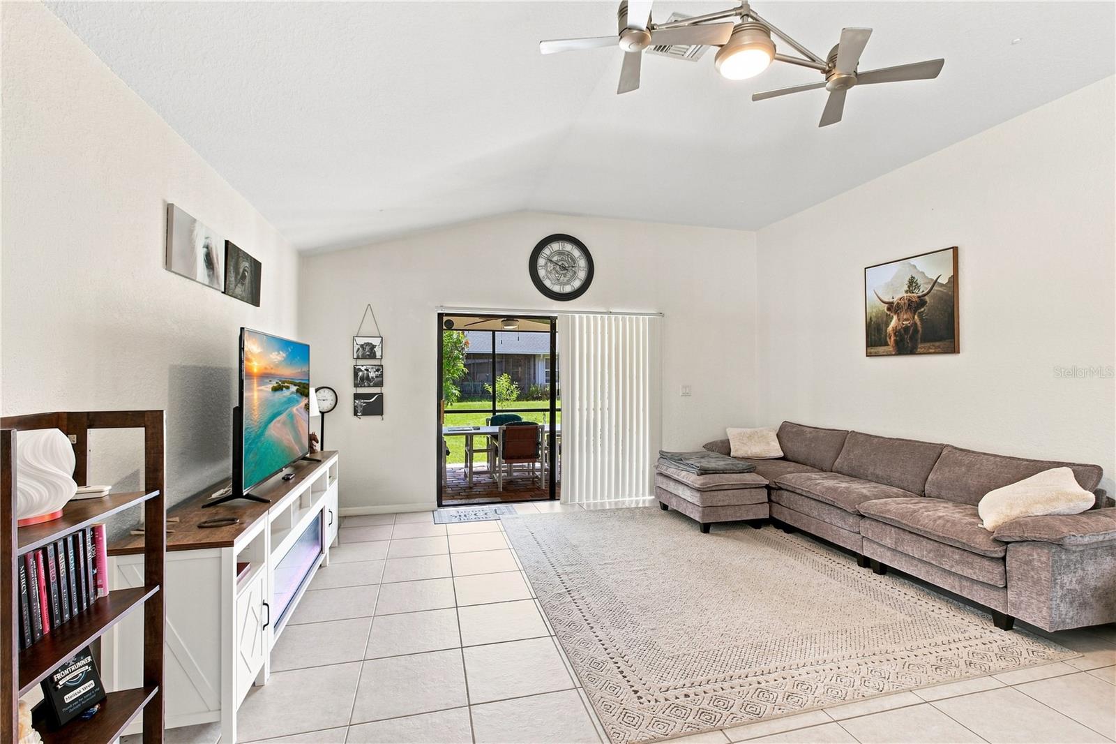 15097 Malcolm Ave Property Photo 9