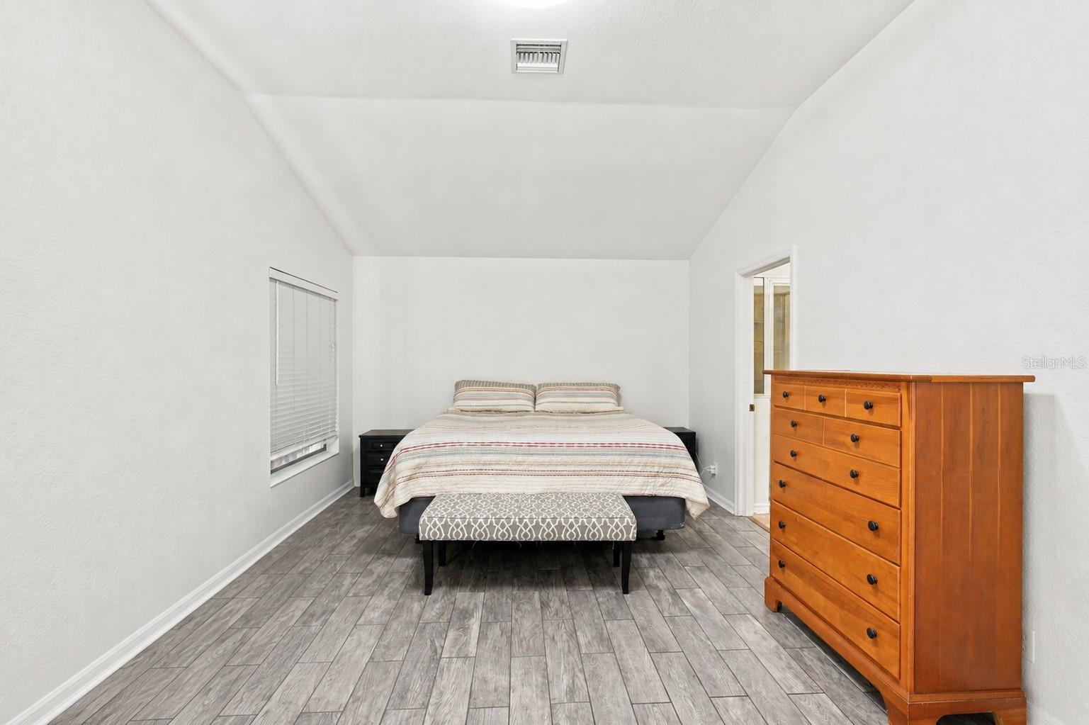 15097 Malcolm Ave Property Photo 16