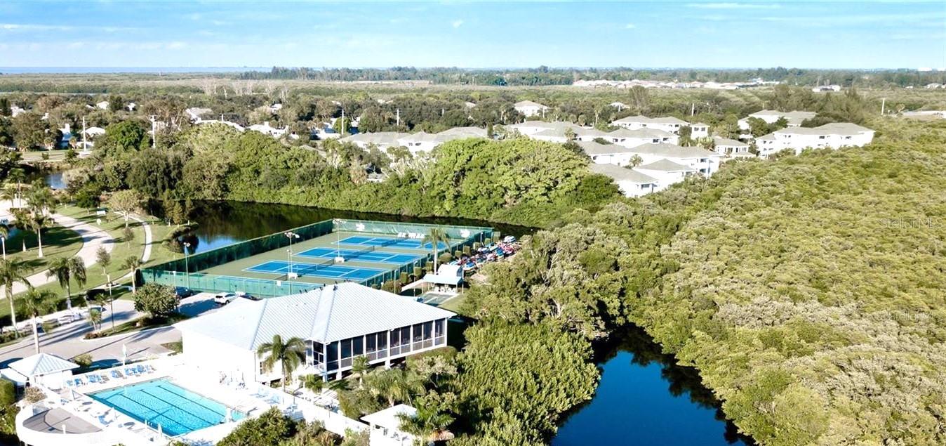 1207 Spoonbill Landings Cir Property Photo 36