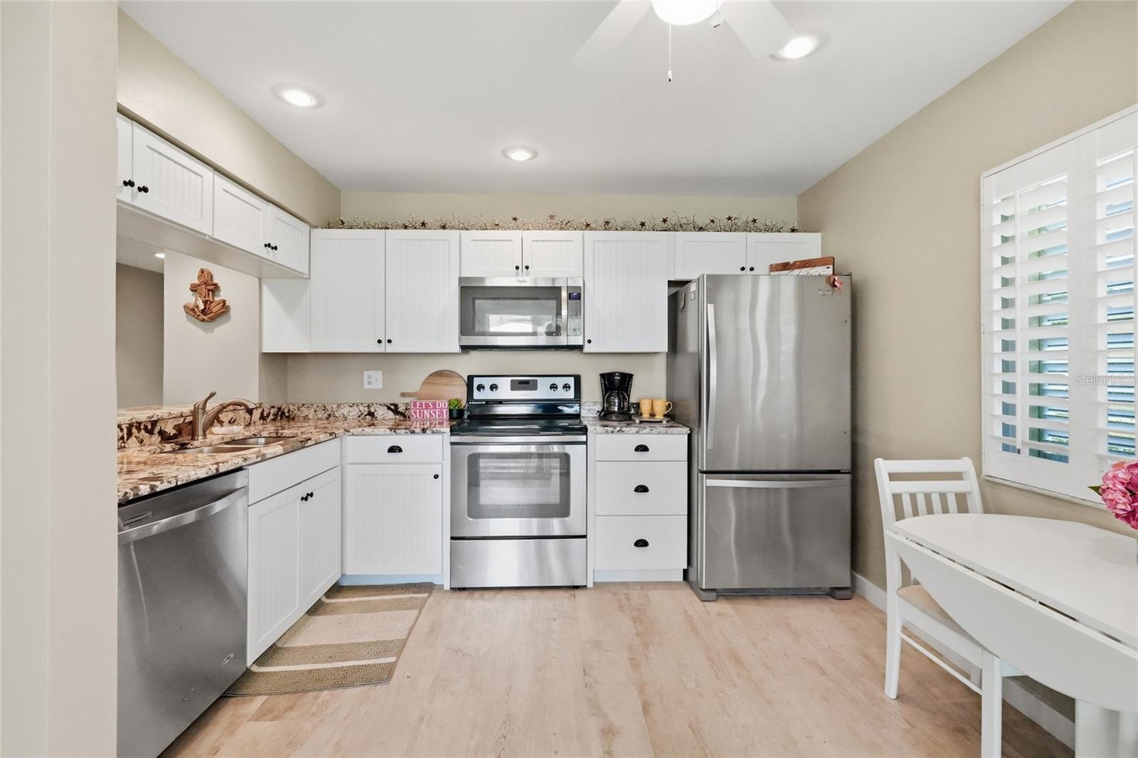 314 Wexford Ter #166 Property Photo 10