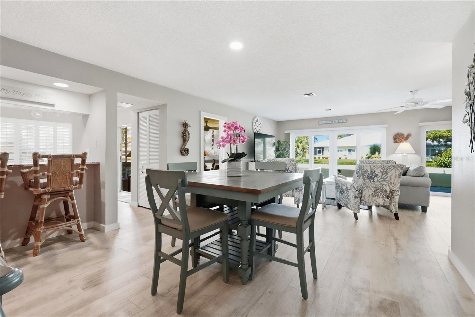 314 Wexford Ter #166 Property Photo 13